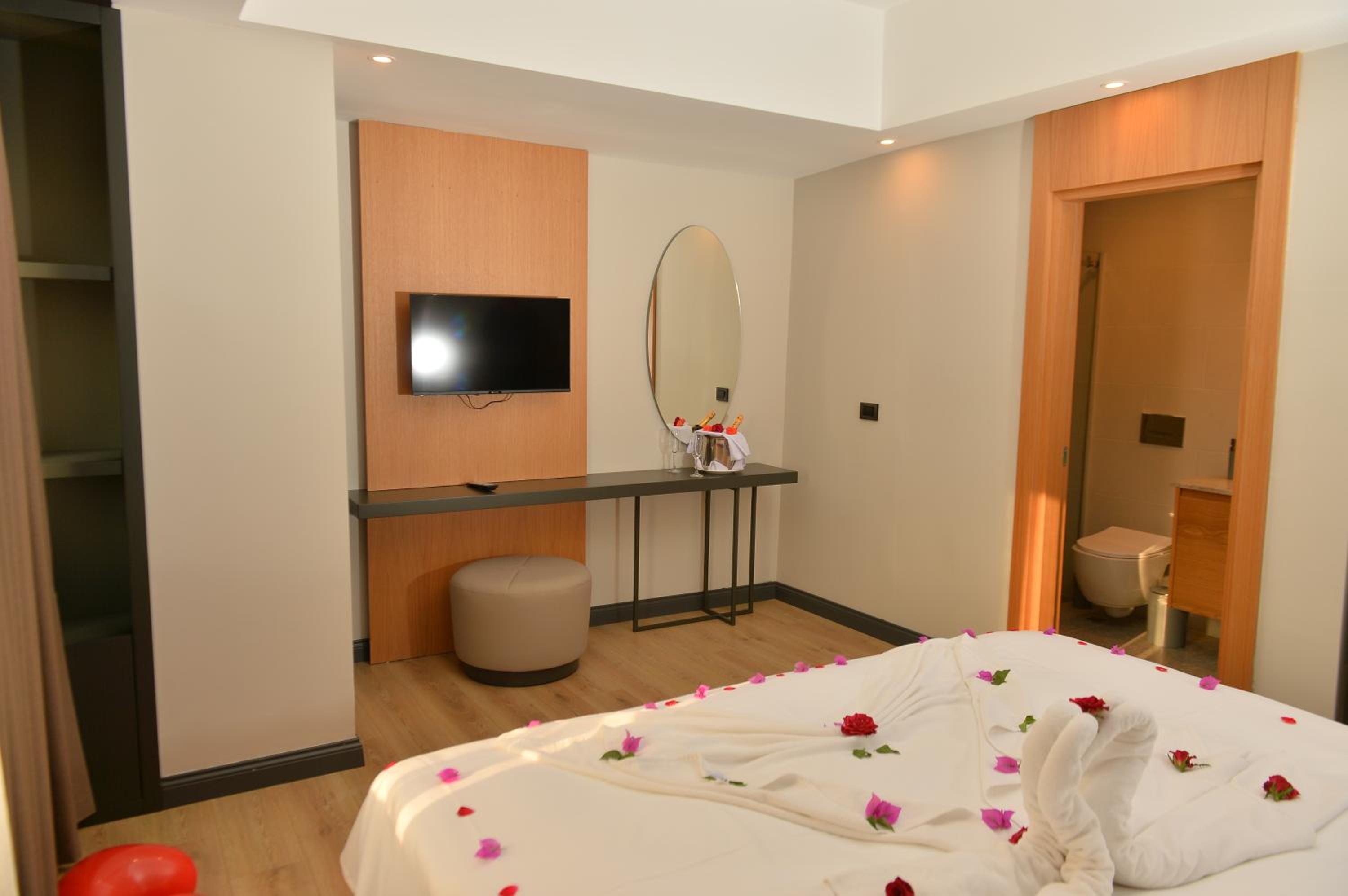 Miarosa Kemer Beach - Image 138