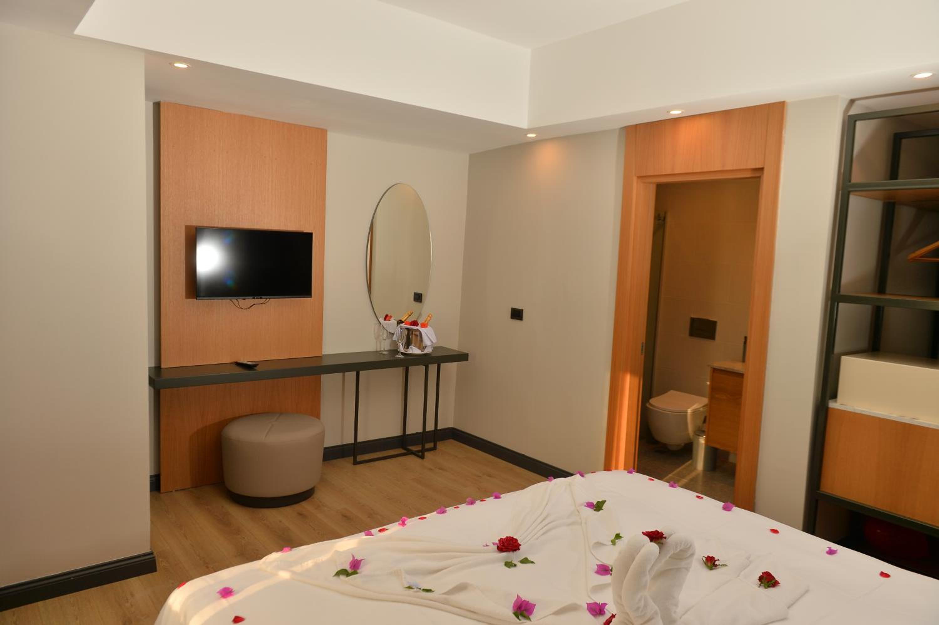 Miarosa Kemer Beach - Image 132