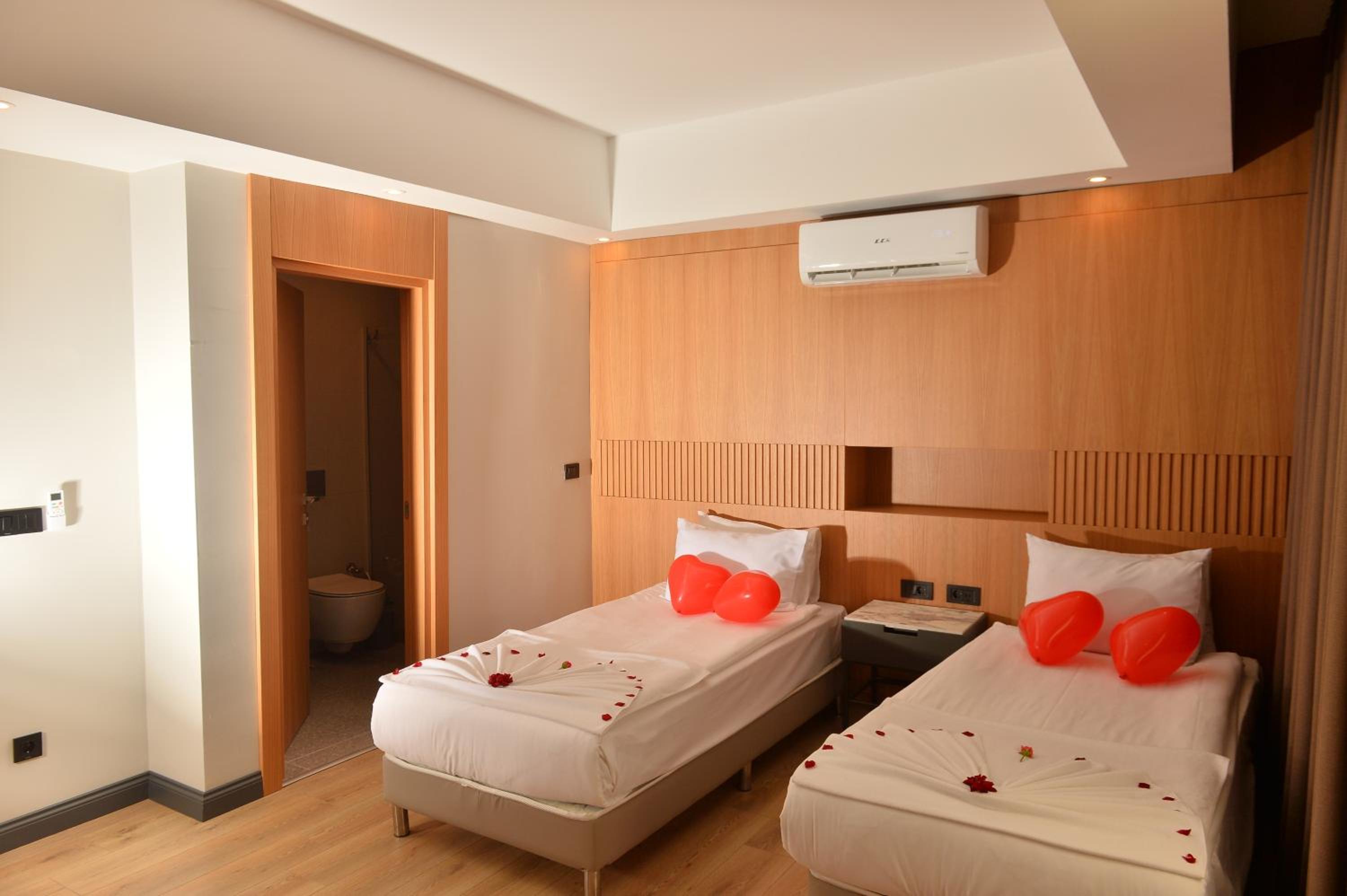 Miarosa Kemer Beach - Image 57