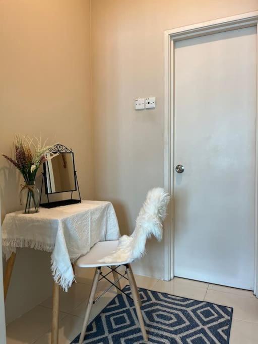 Kinrara Puchong Bukit Jalil Sunway 3 bedroom condo comes with 2 parking photo 4