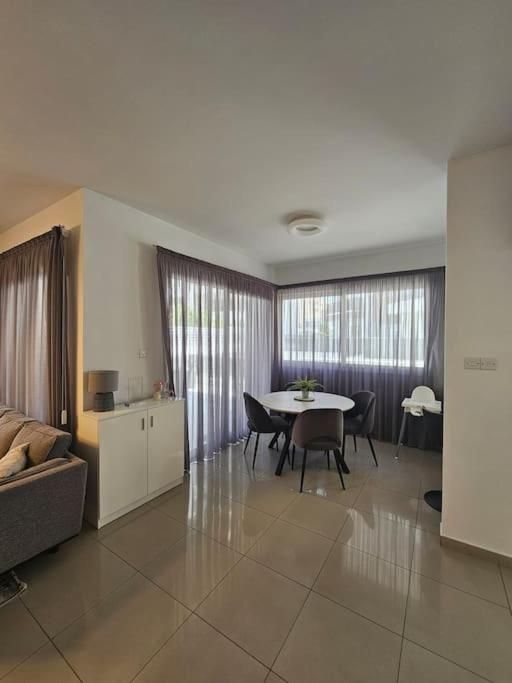 11 Suites - Urban Oasis Suite