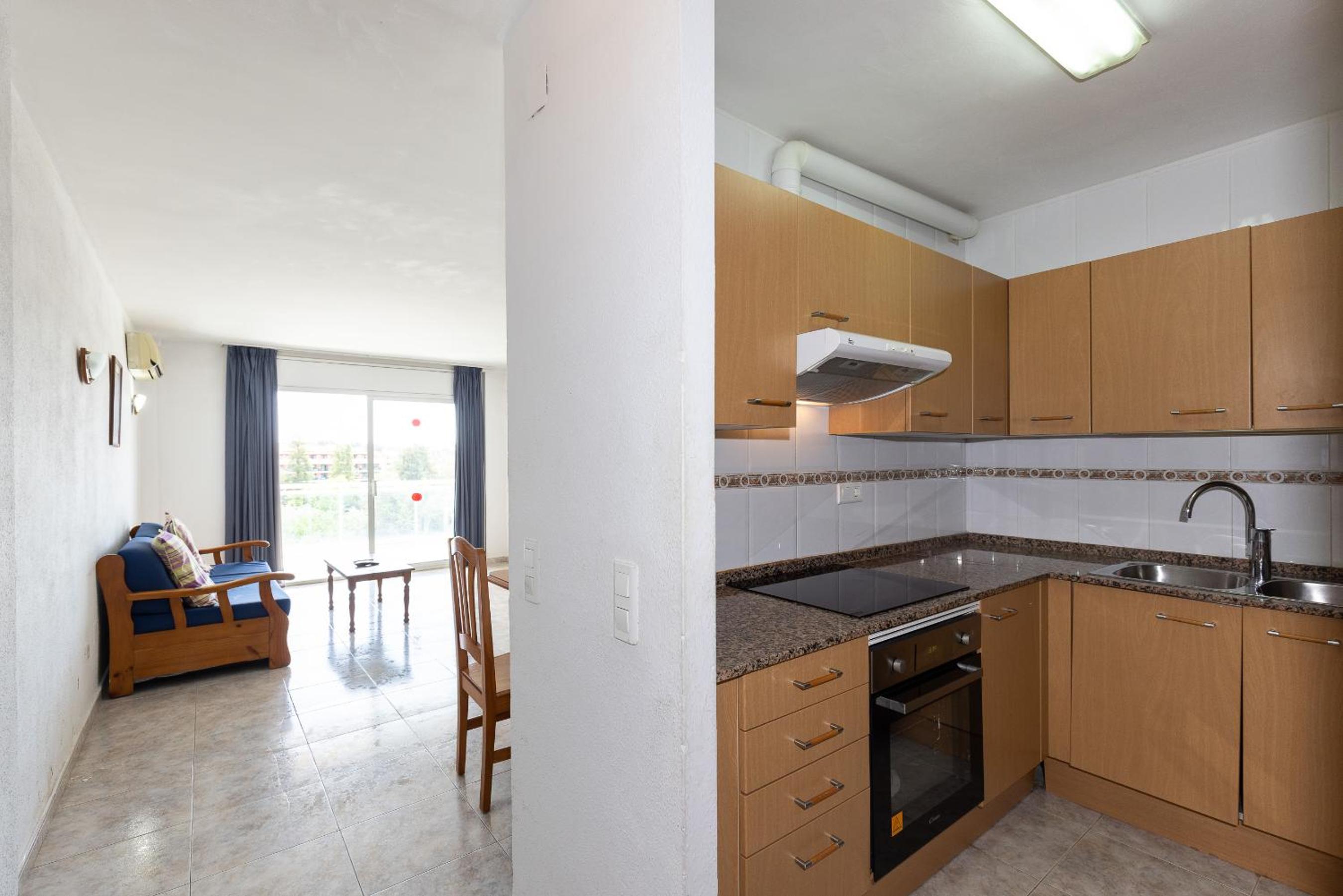 Rentalmar Ventura Village Families