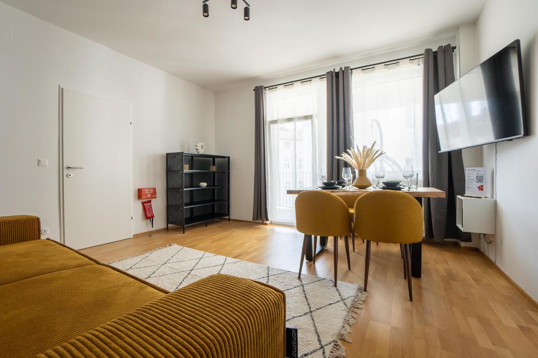 Bright stylish apartment with a huge terrace in a top location