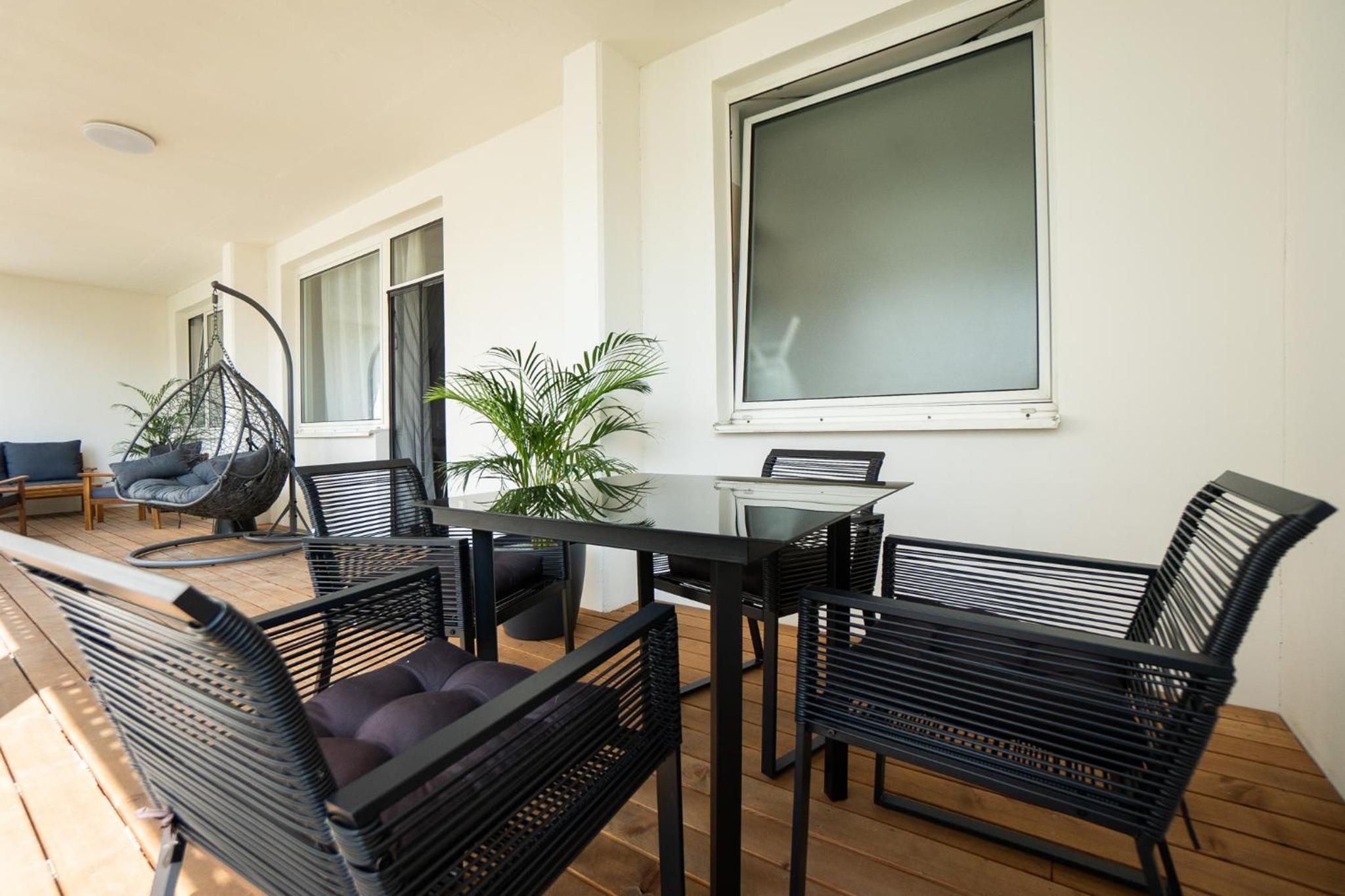 Bright stylish apartment with a huge terrace in a top location