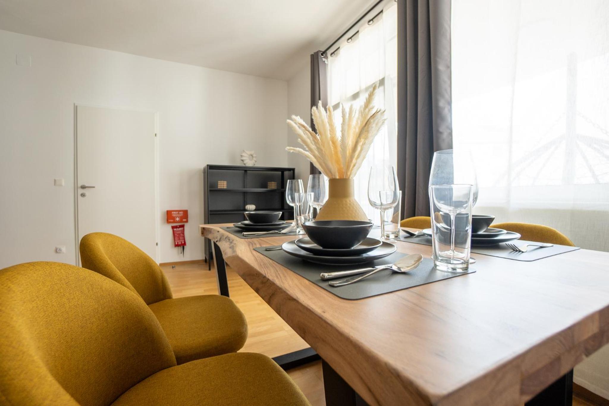 Bright stylish apartment with a huge terrace in a top location