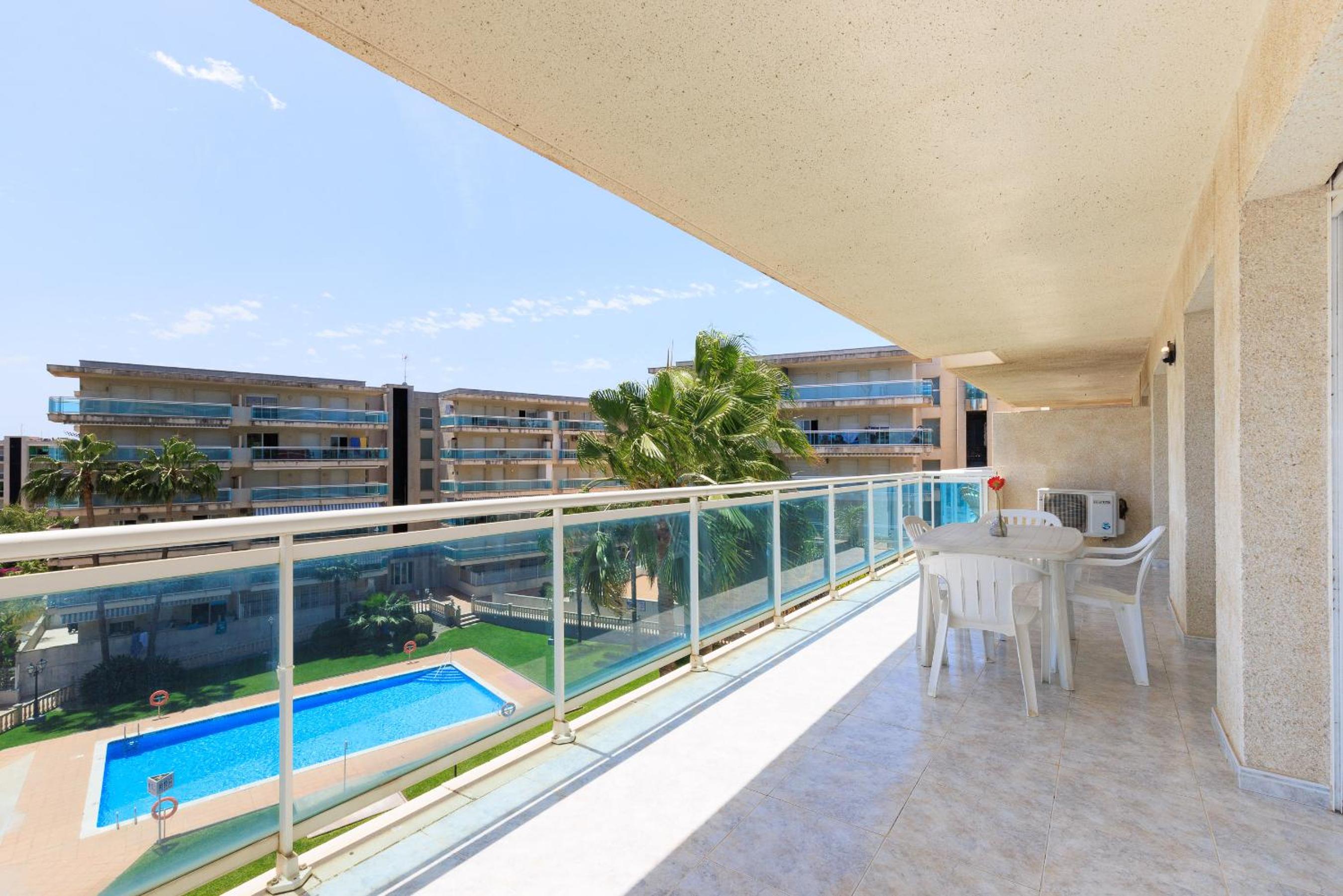 Rentalmar Ventura Village Families