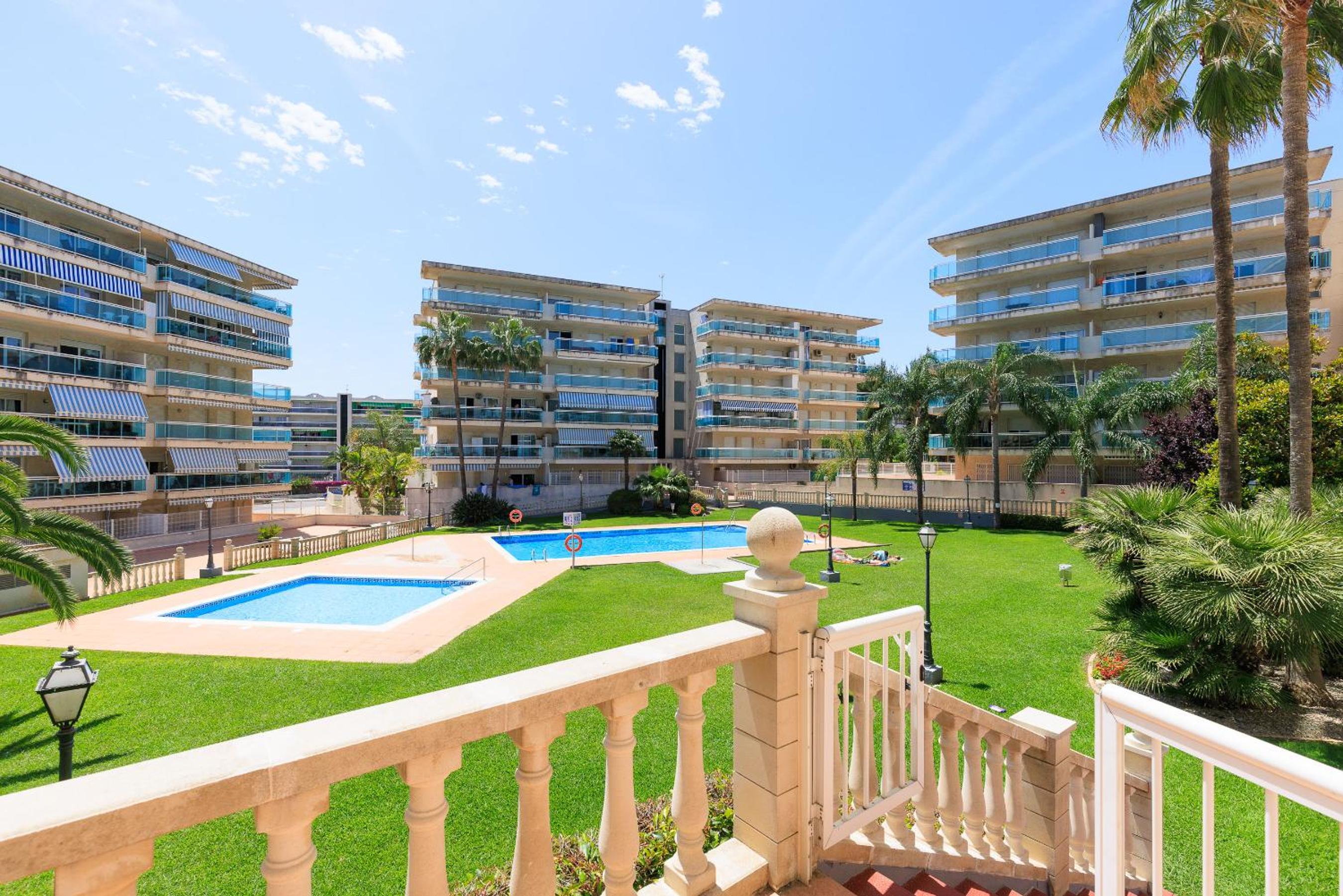 Rentalmar Ventura Village Families