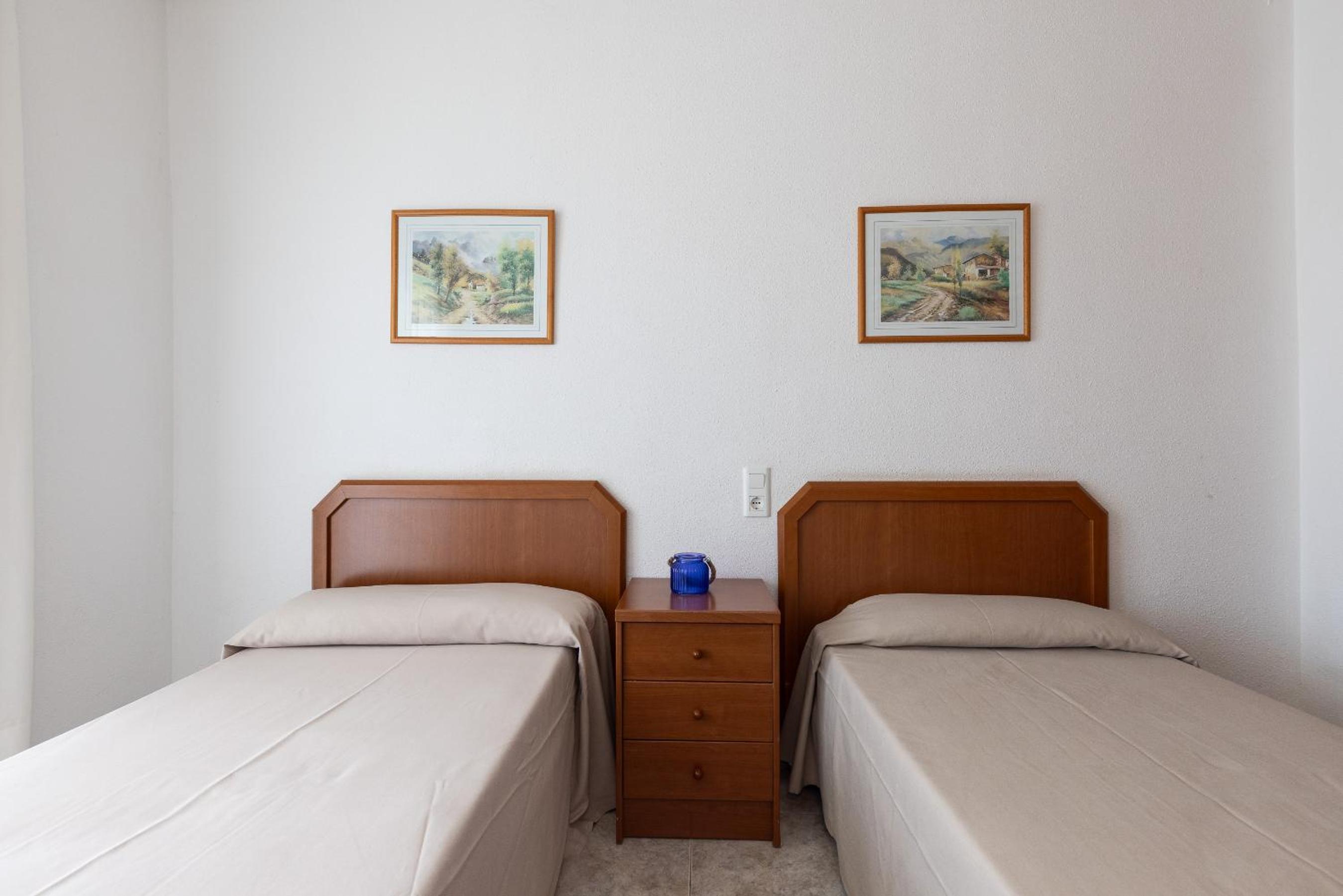 Rentalmar Ventura Village Families