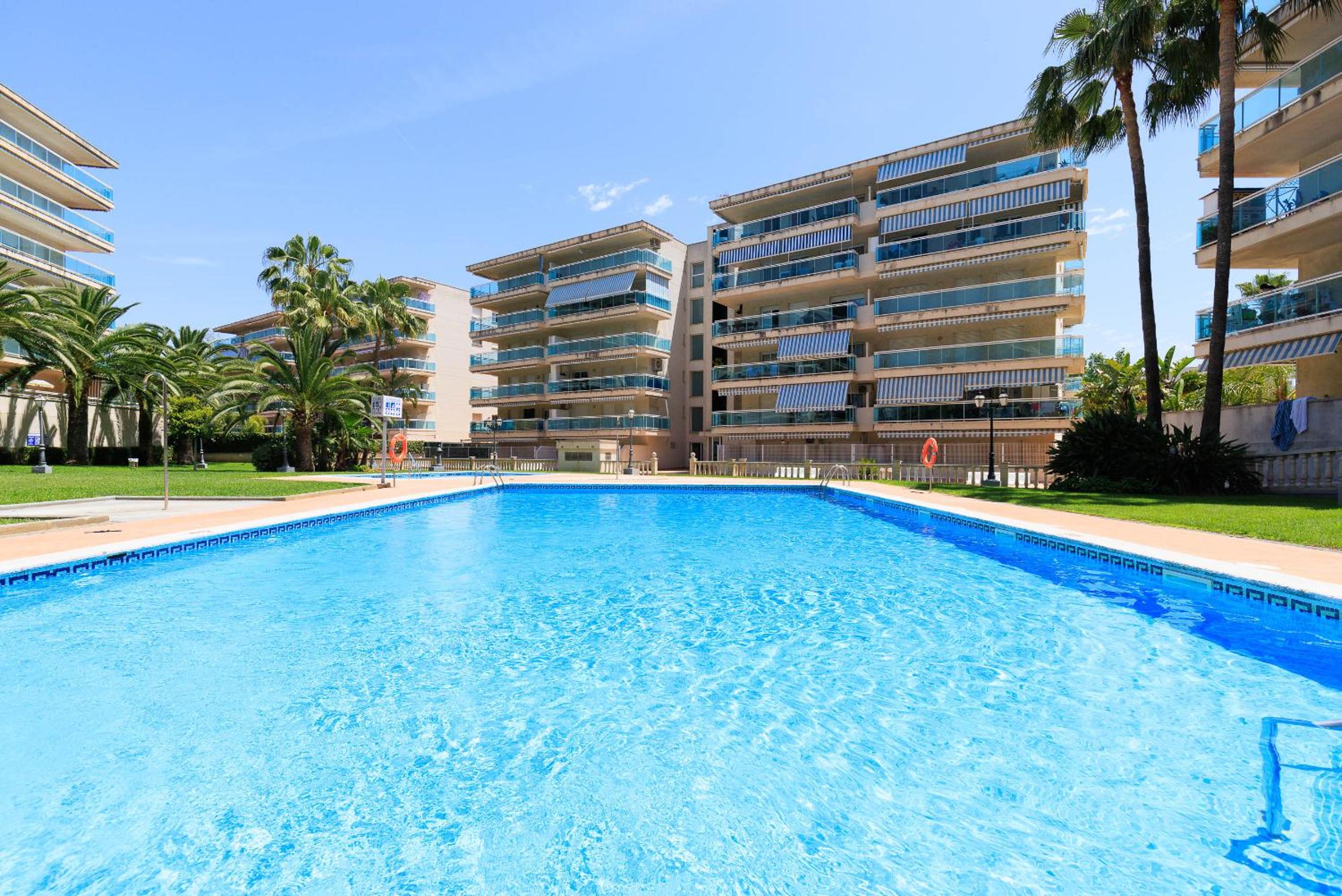 Rentalmar Ventura Village Families