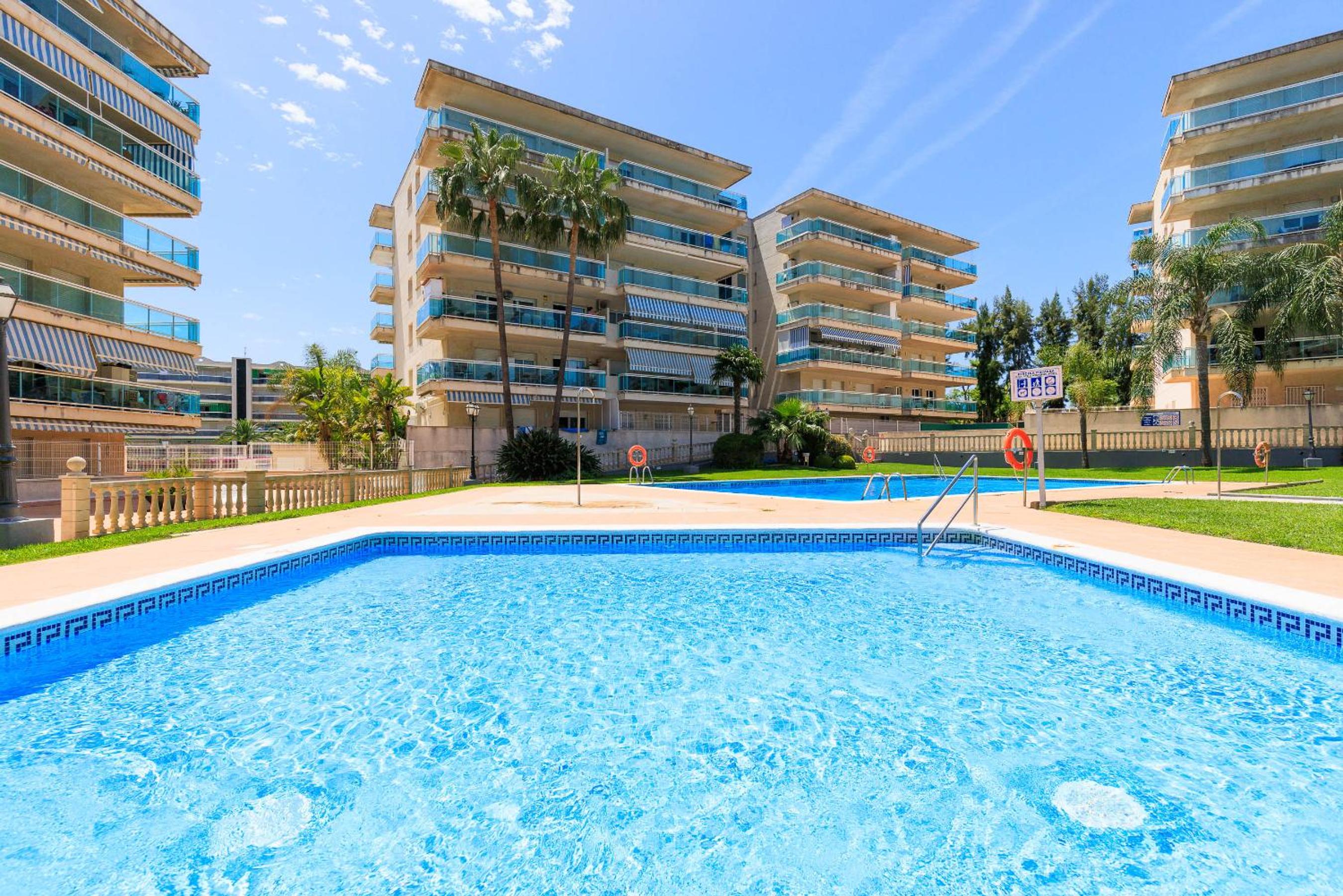 Rentalmar Ventura Village Families