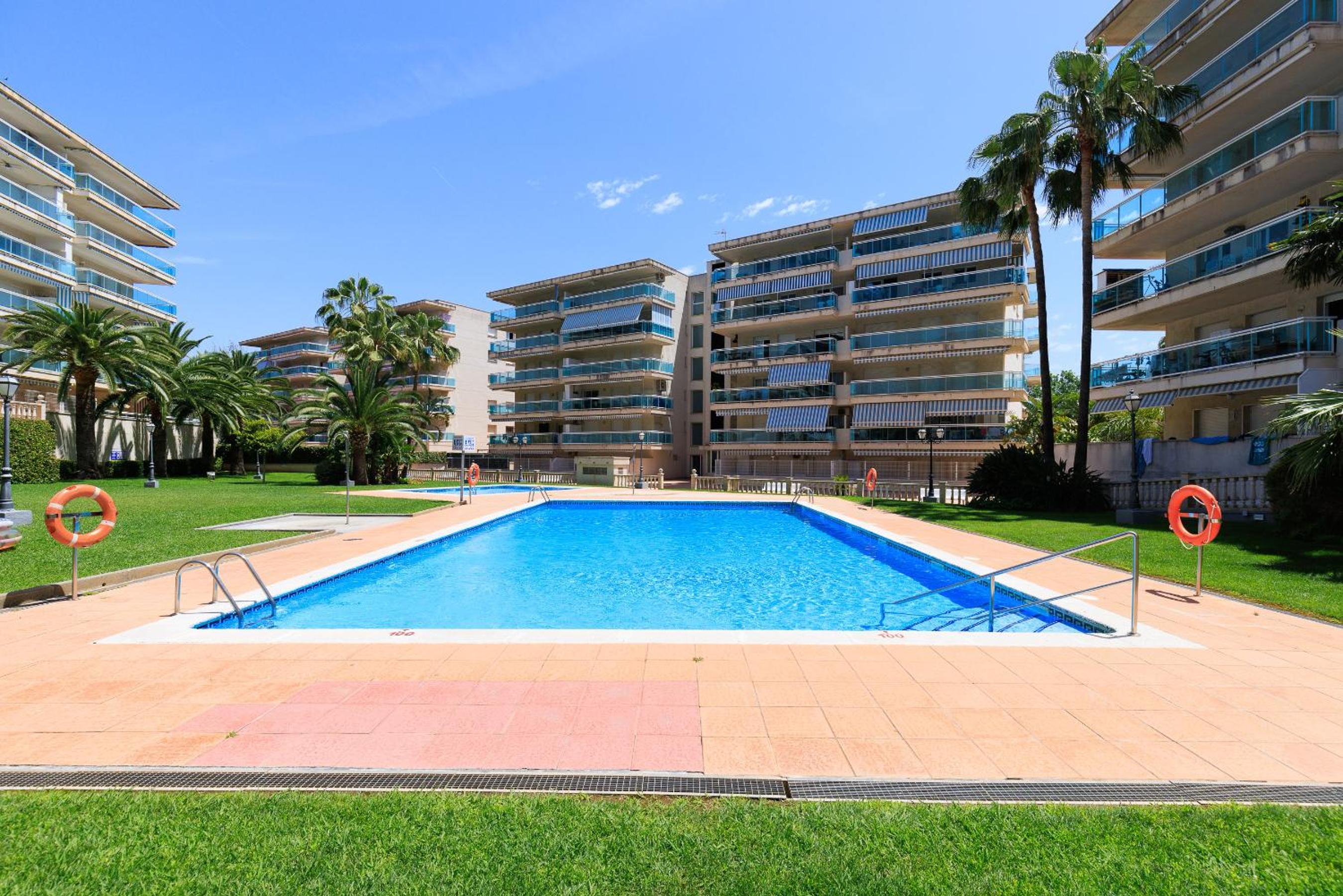 Rentalmar Ventura Village Families