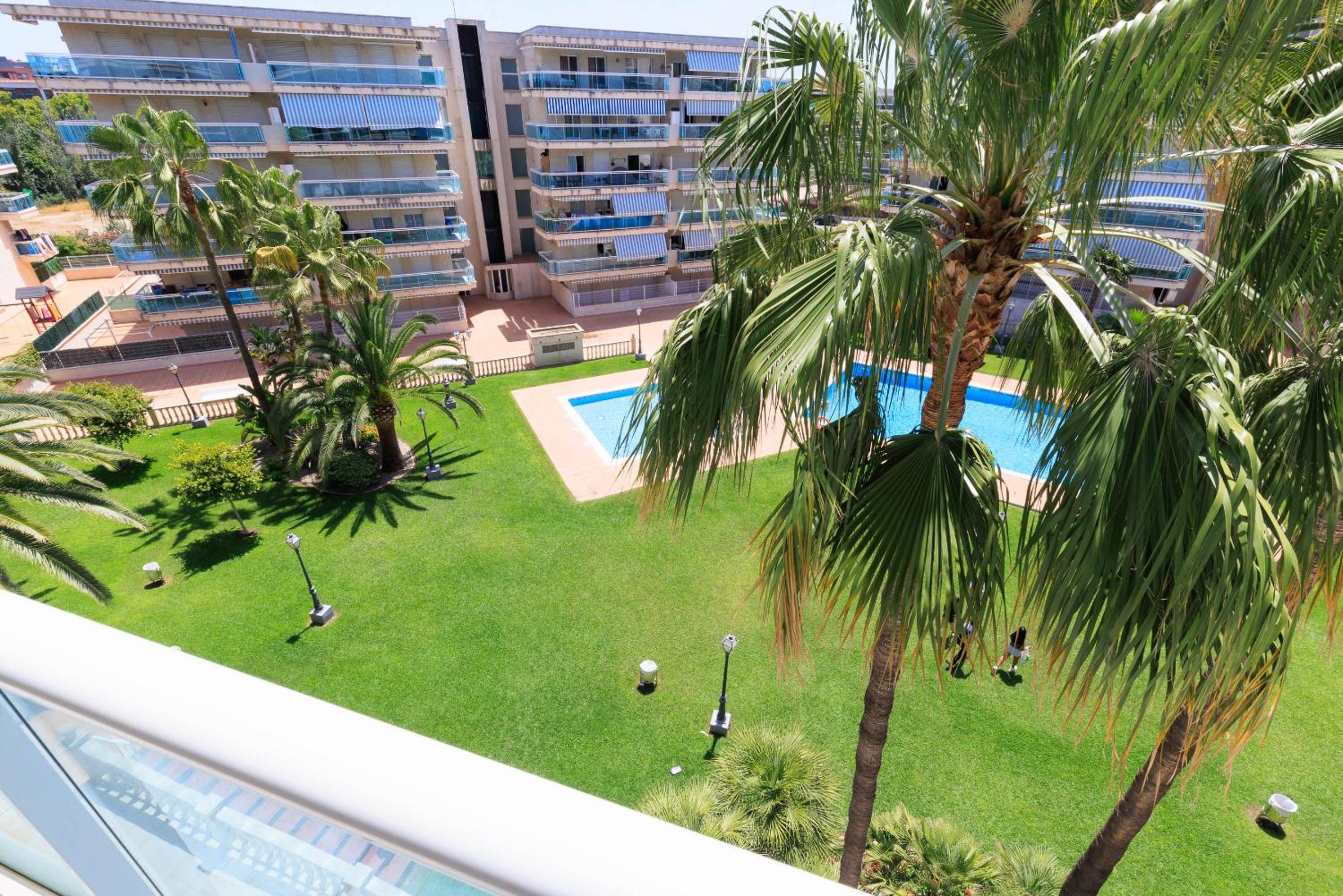 Rentalmar Ventura Village Families