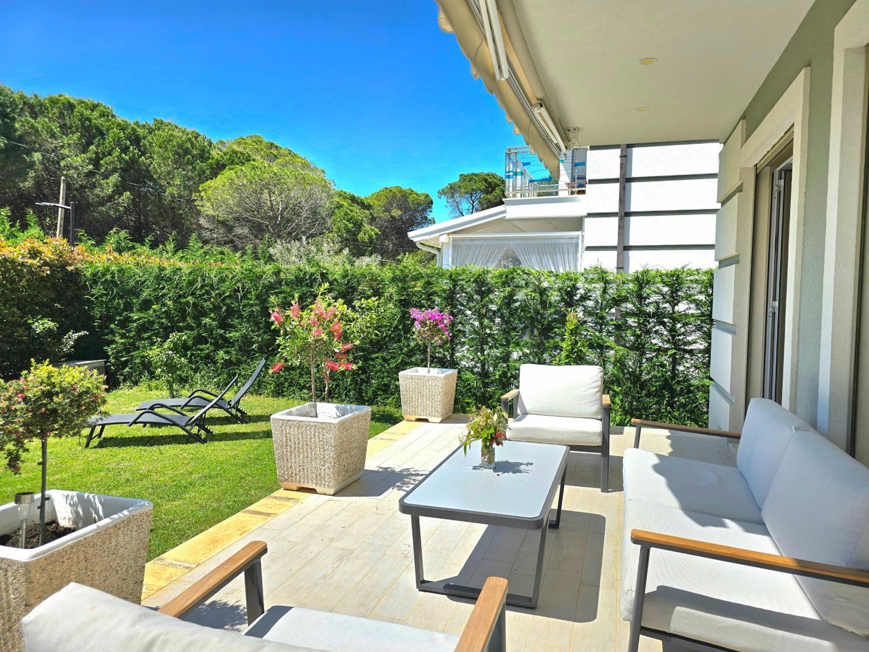 Modern Villas at Perla Resort