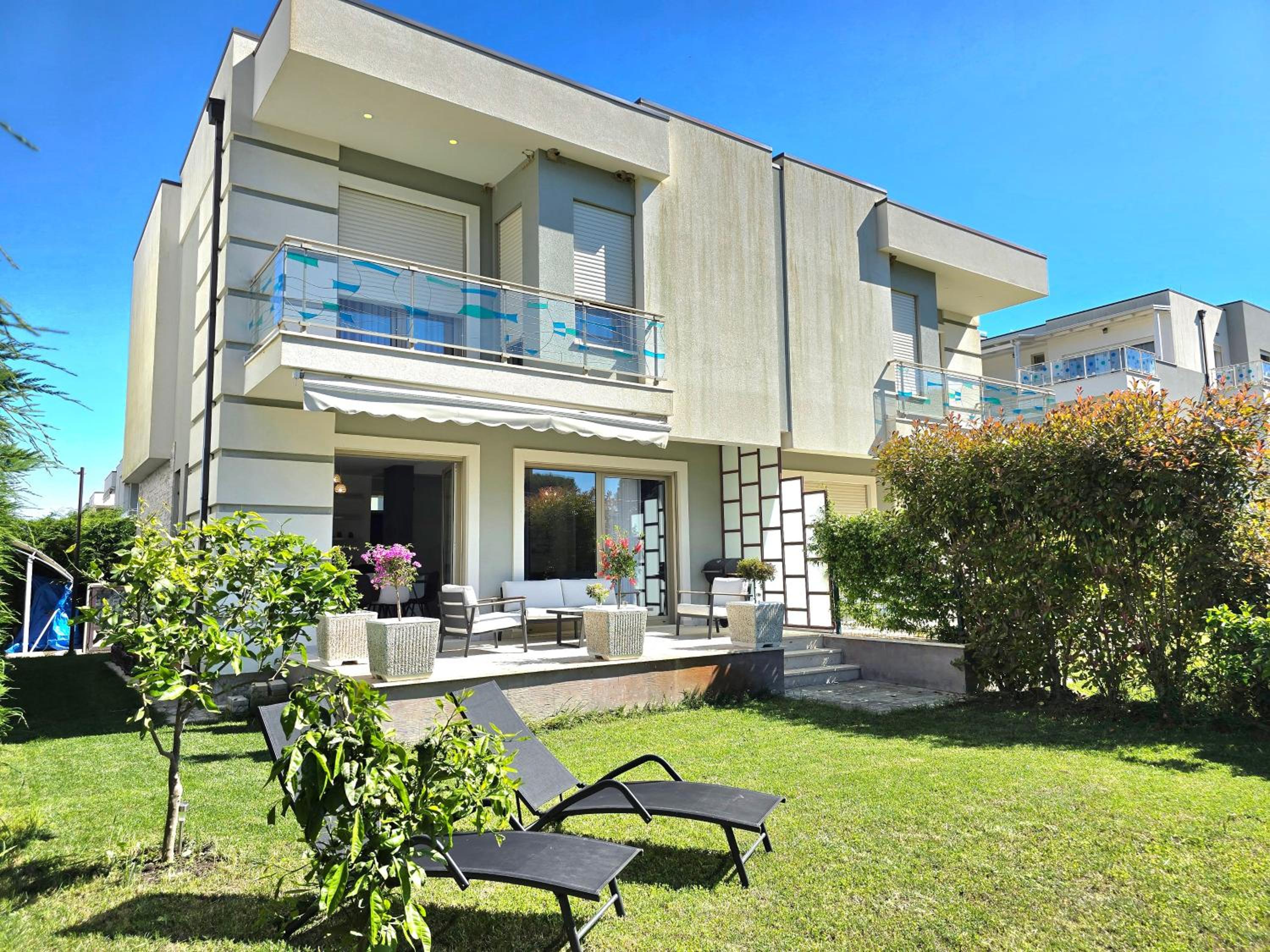 Modern Villas at Perla Resort