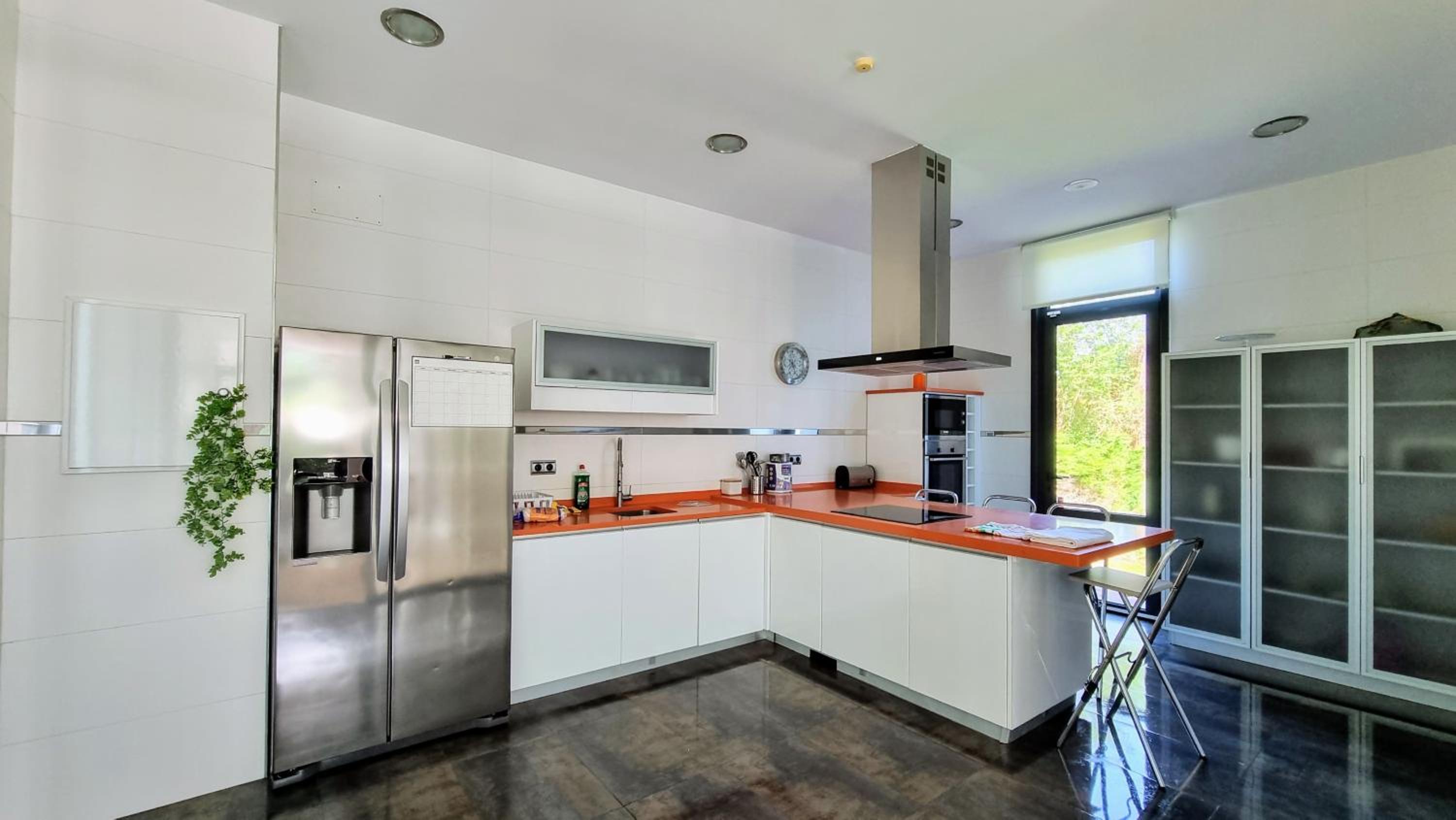 Villa Llanes Piscina Interior y Exterior – Talima