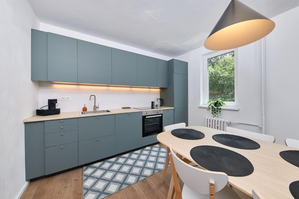 Riverside Center, 3 BR, near Danube river view 2