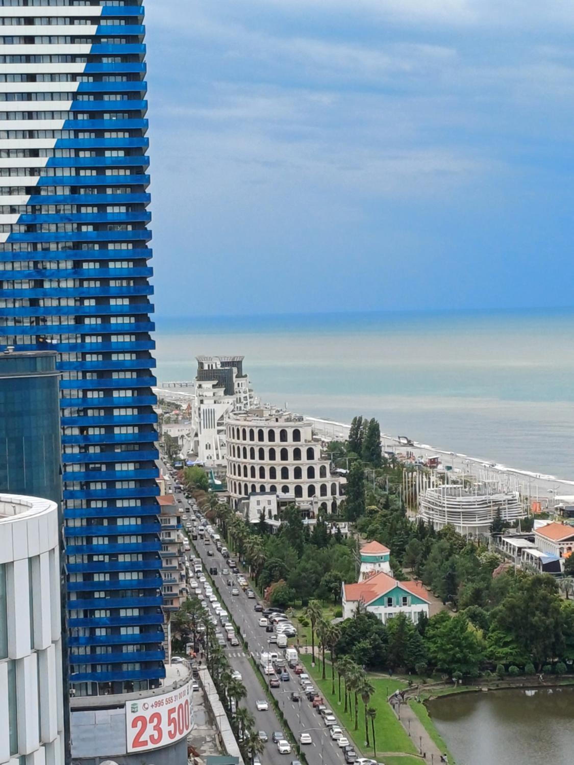 Sea Breeze in Batumi view 4