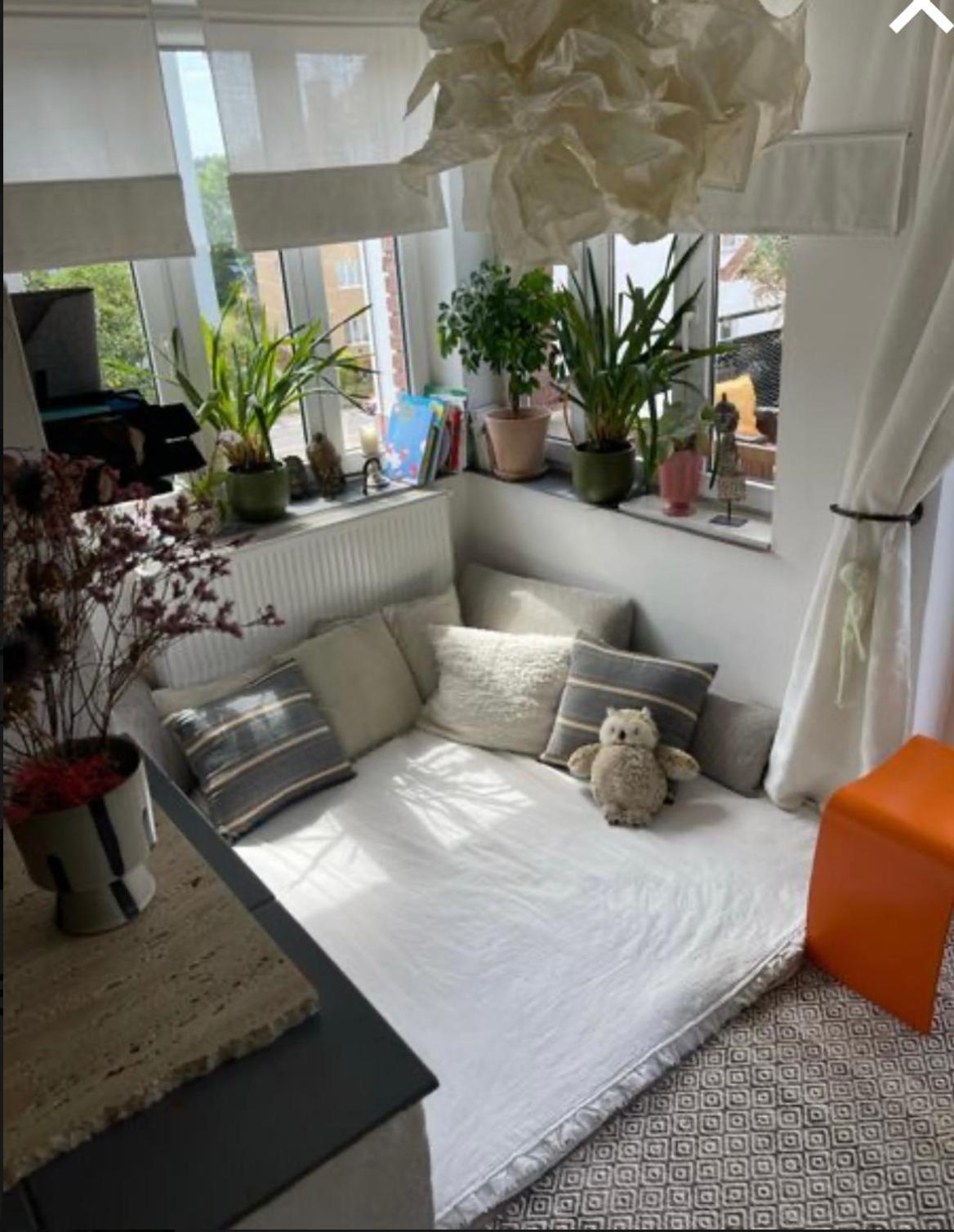 Flat with heart and art nearby centre of the Prague