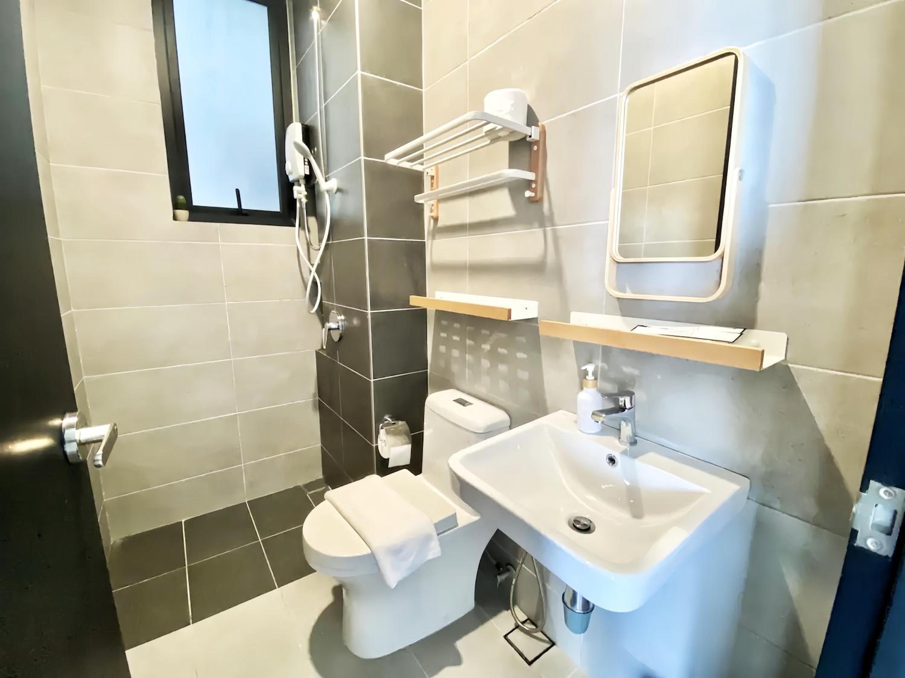 Urban Suites George Town photo 8