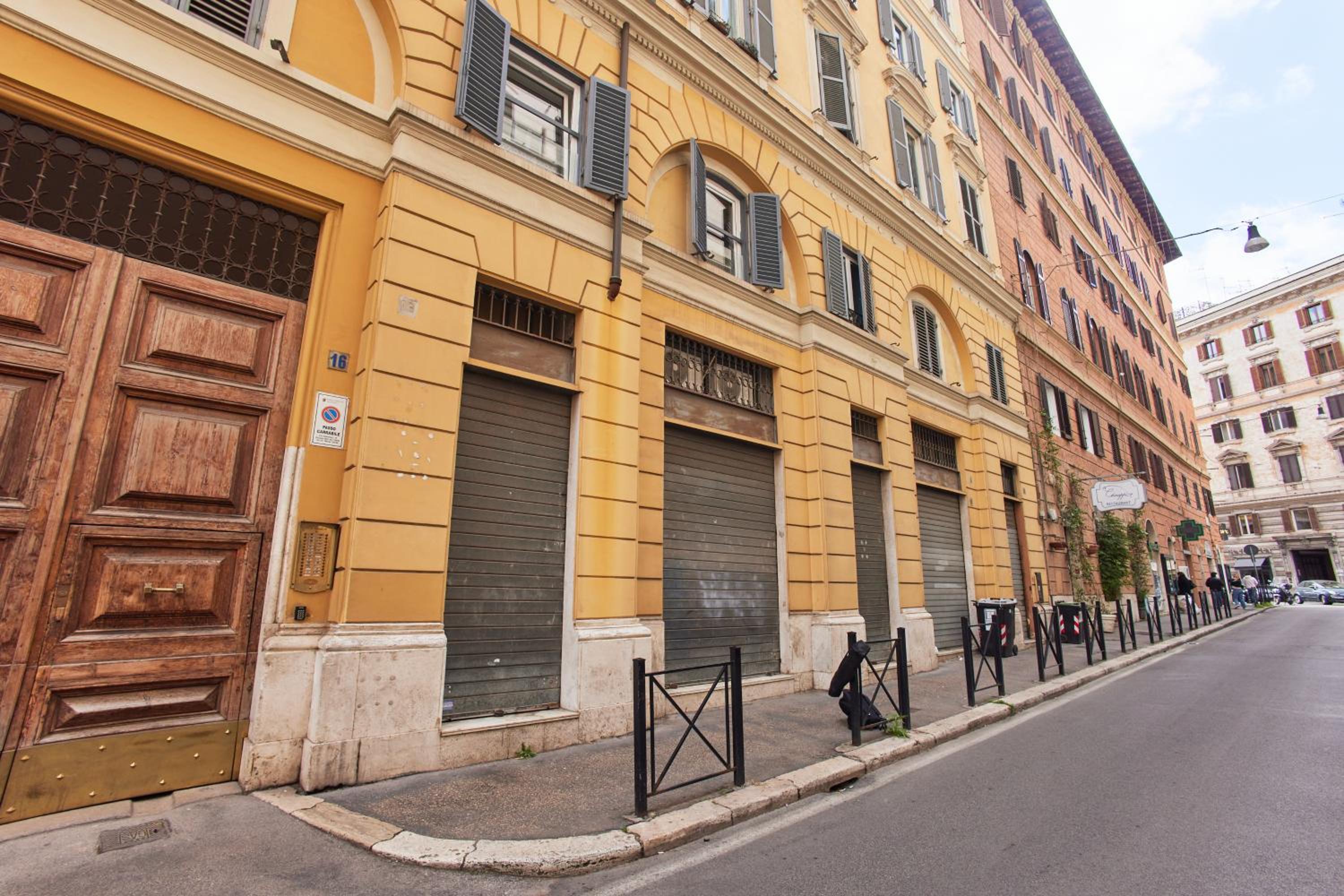 Napodano Apartments - Roma