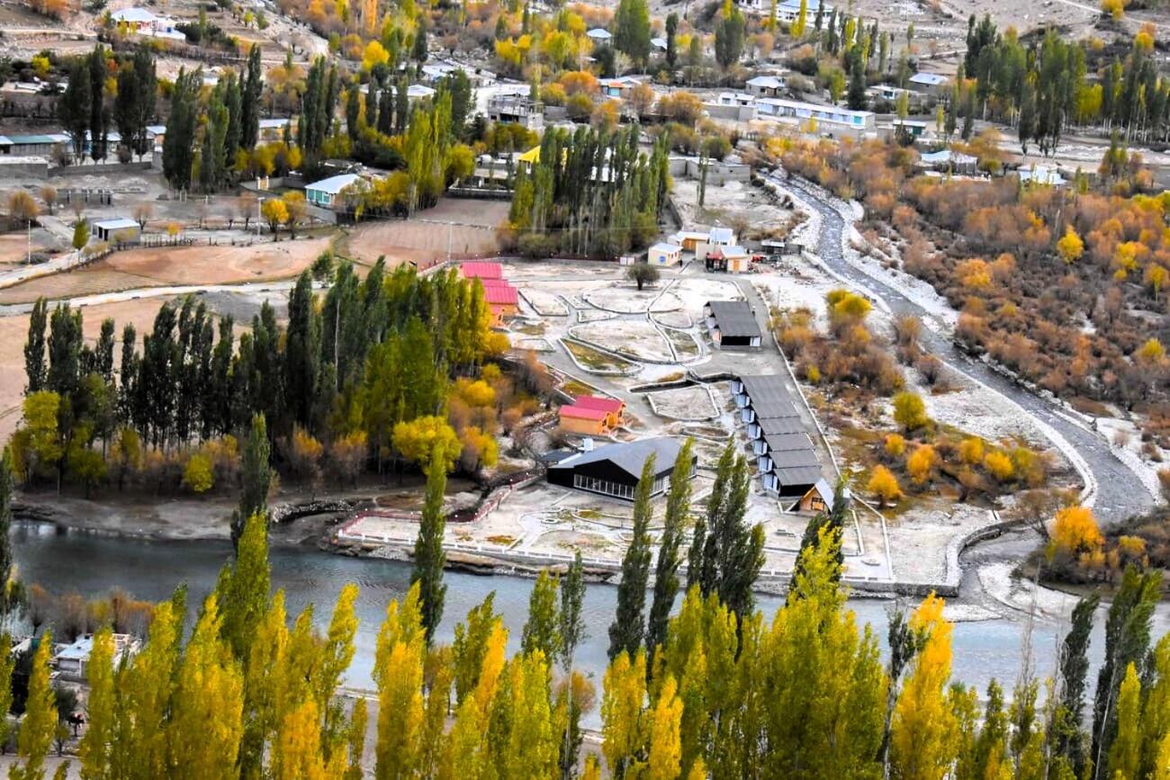 The Rover by Roomy, Phander Gilgit Baltistan view 3