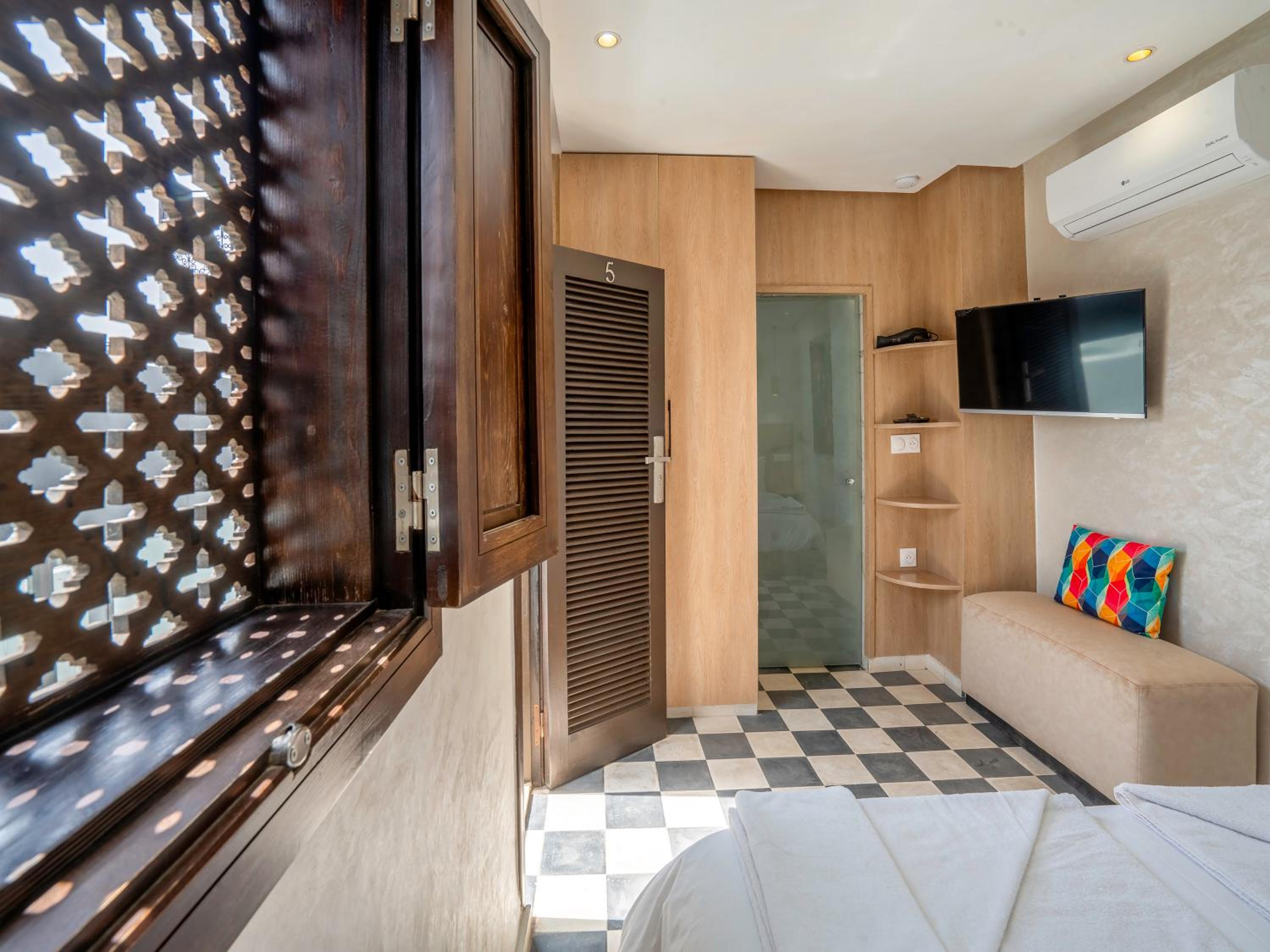 hotel room