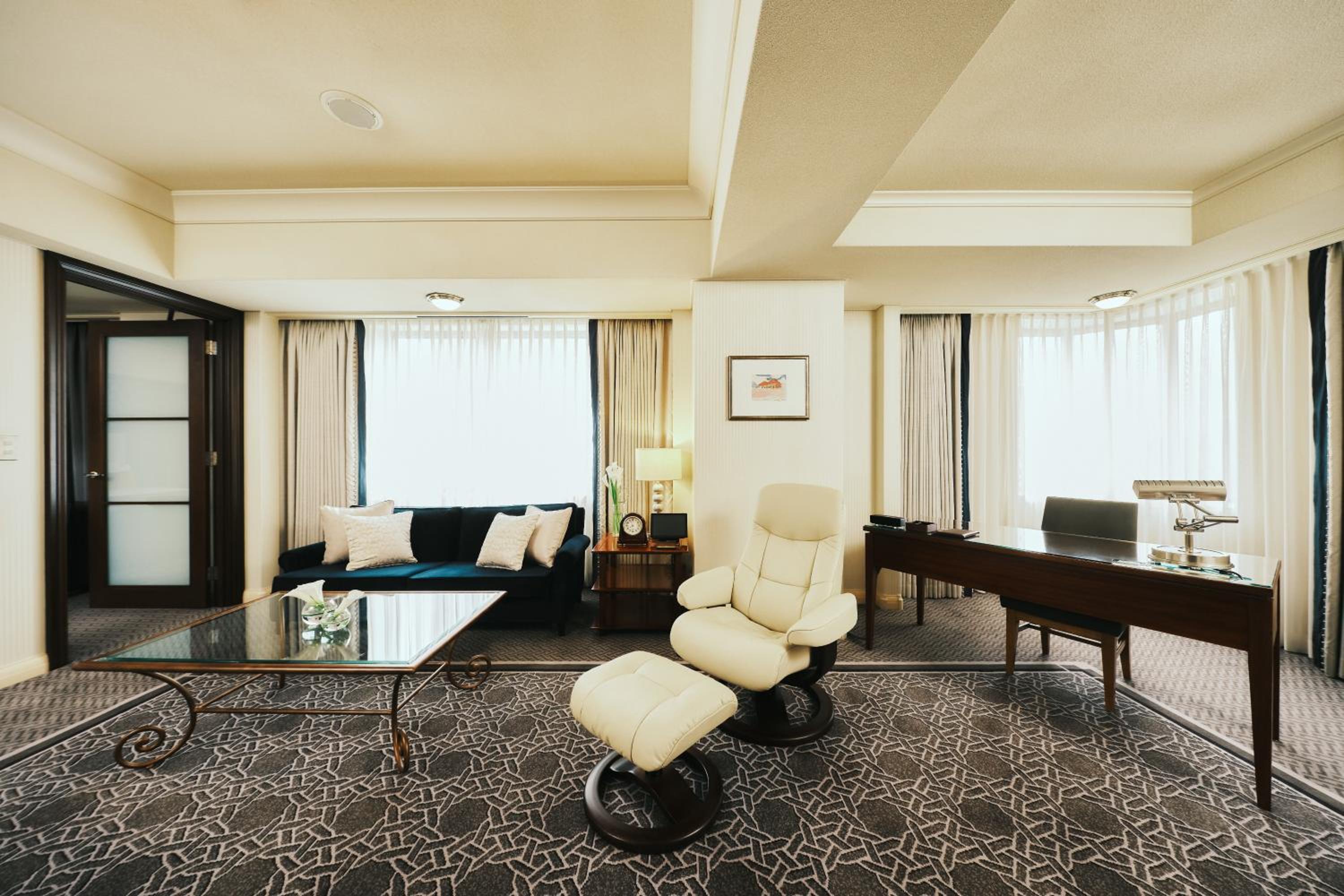 Imperial Hotel, Tokyo 93