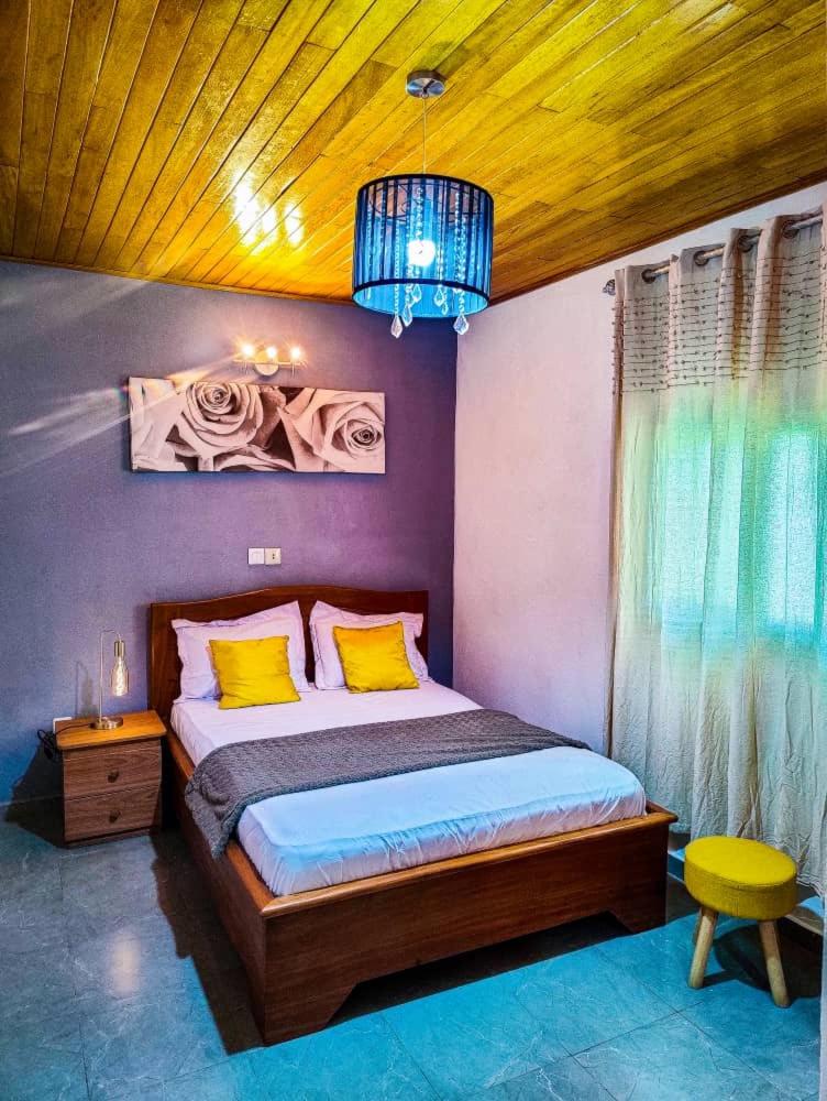 Studio meublé Douala Yassa