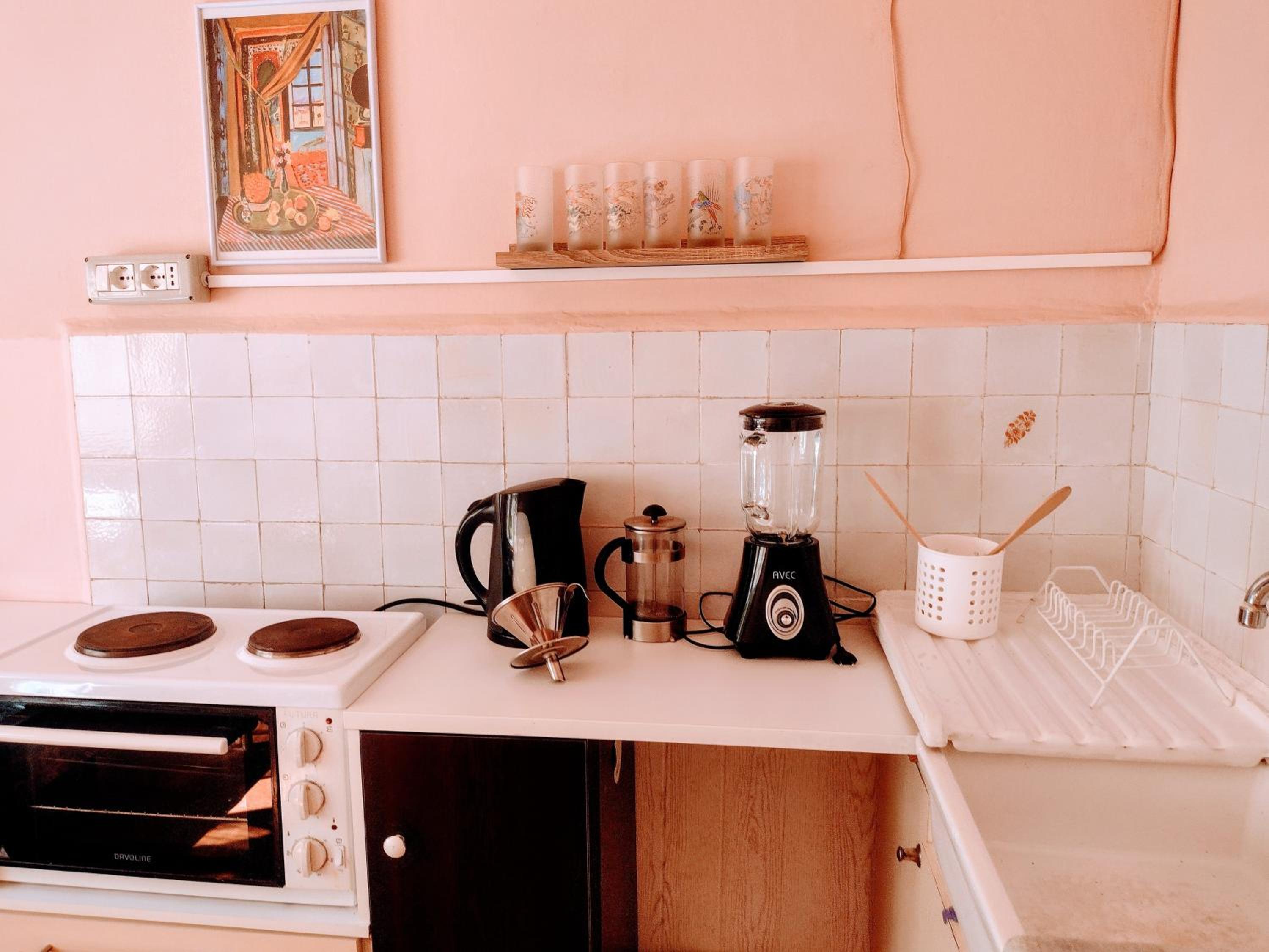 Era Echoes - Preserved Historical Apartment