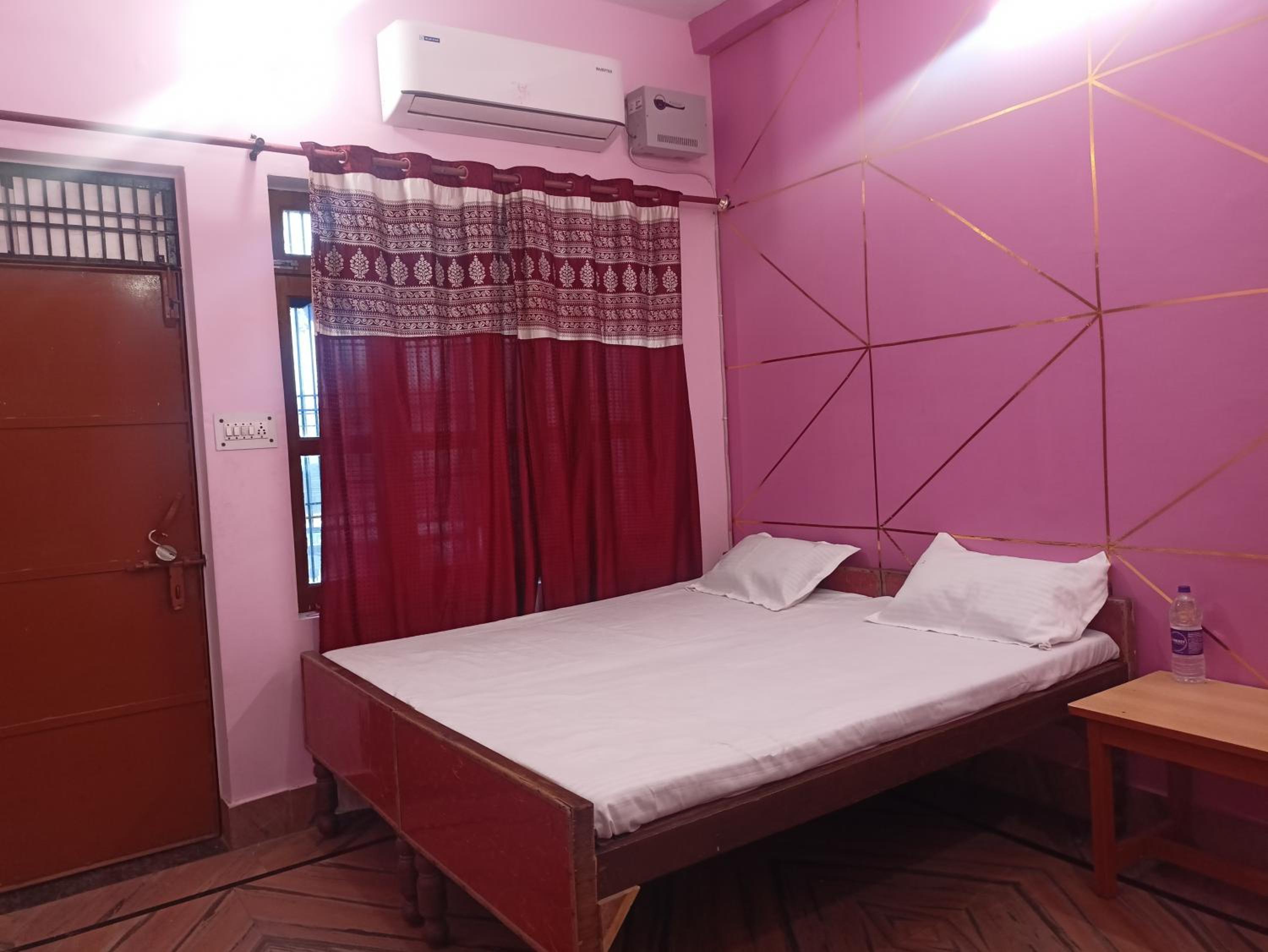 Shriyanshi Homestay