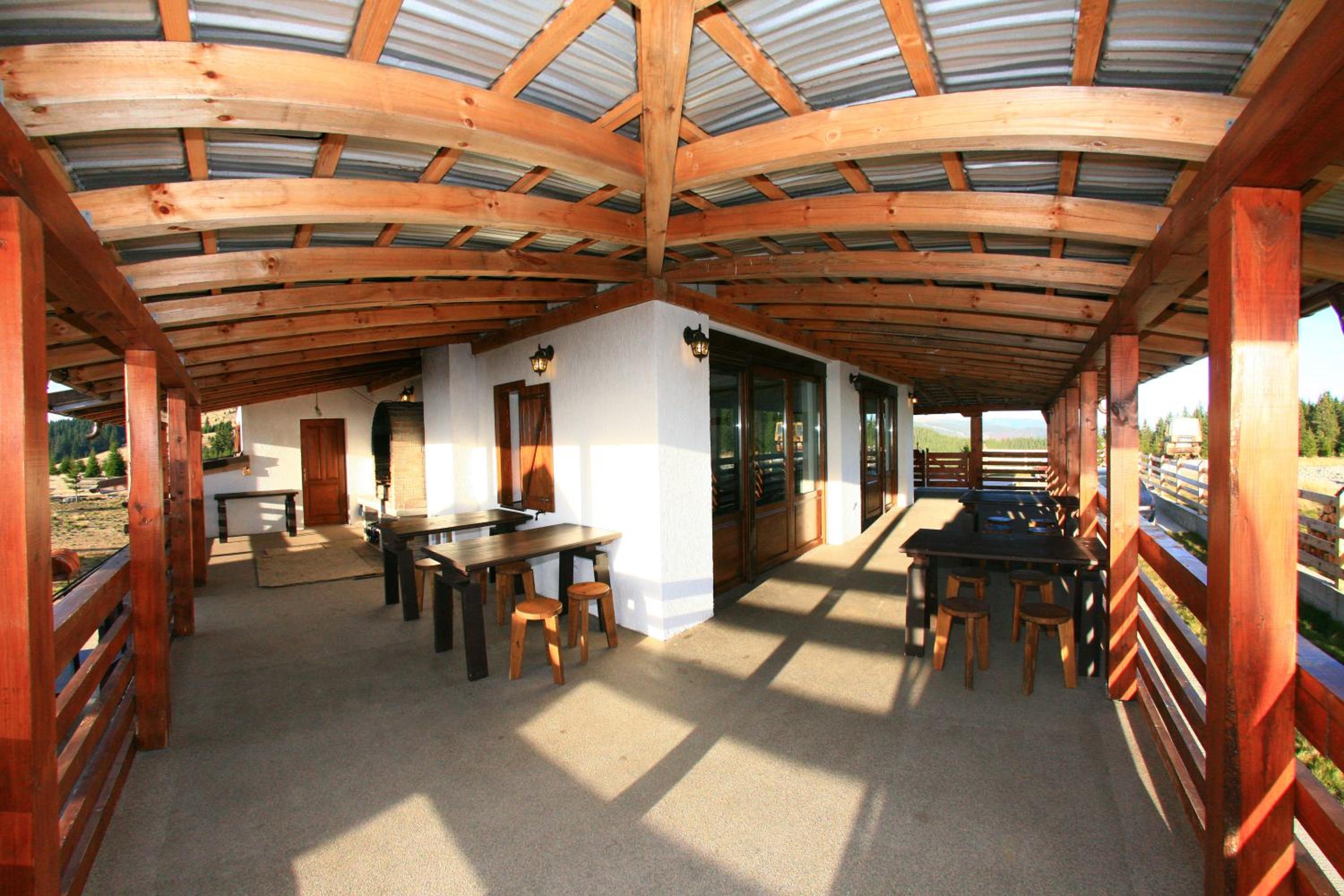 Pensiunea Muntele Alb view 5