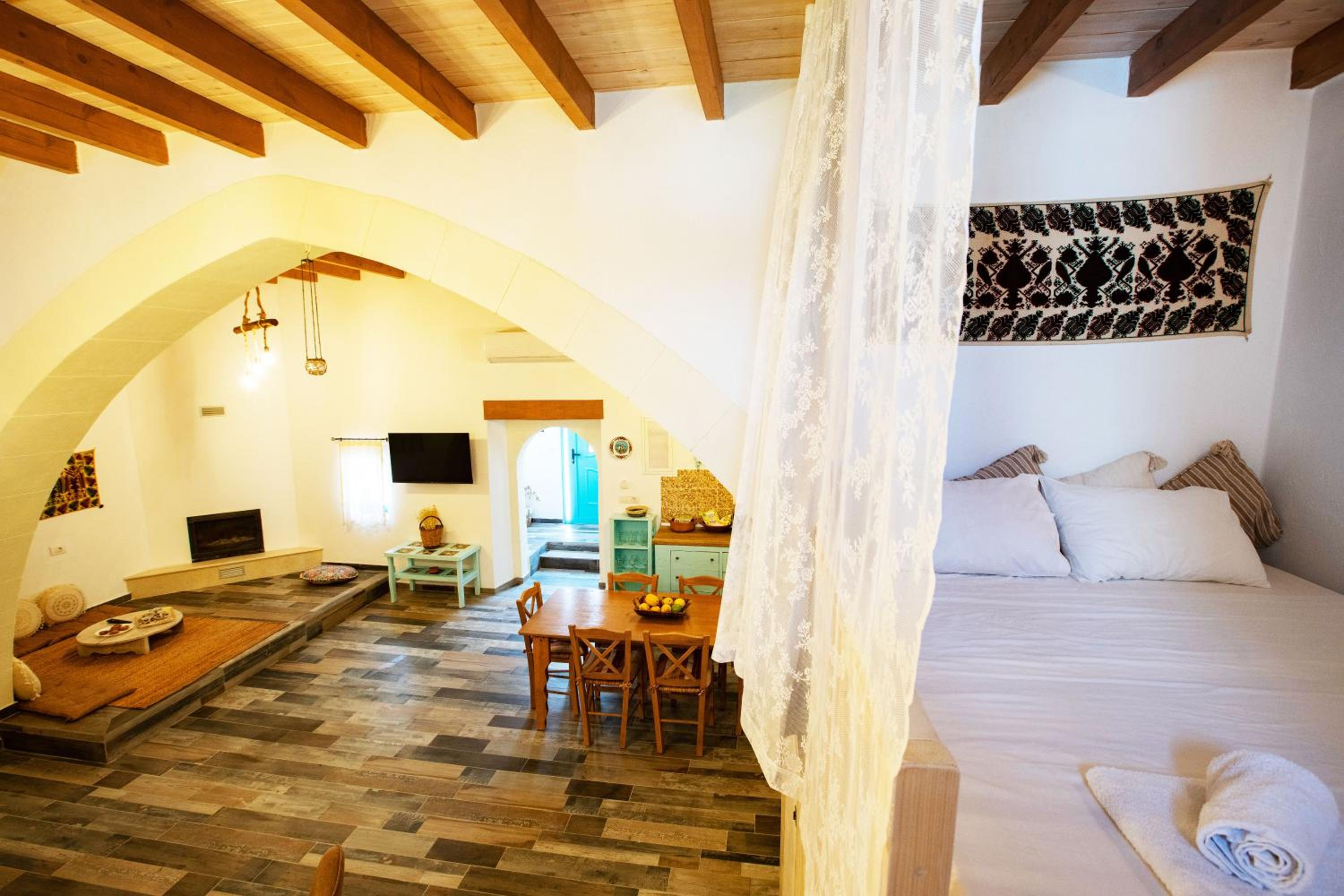 Stefanis Relis House