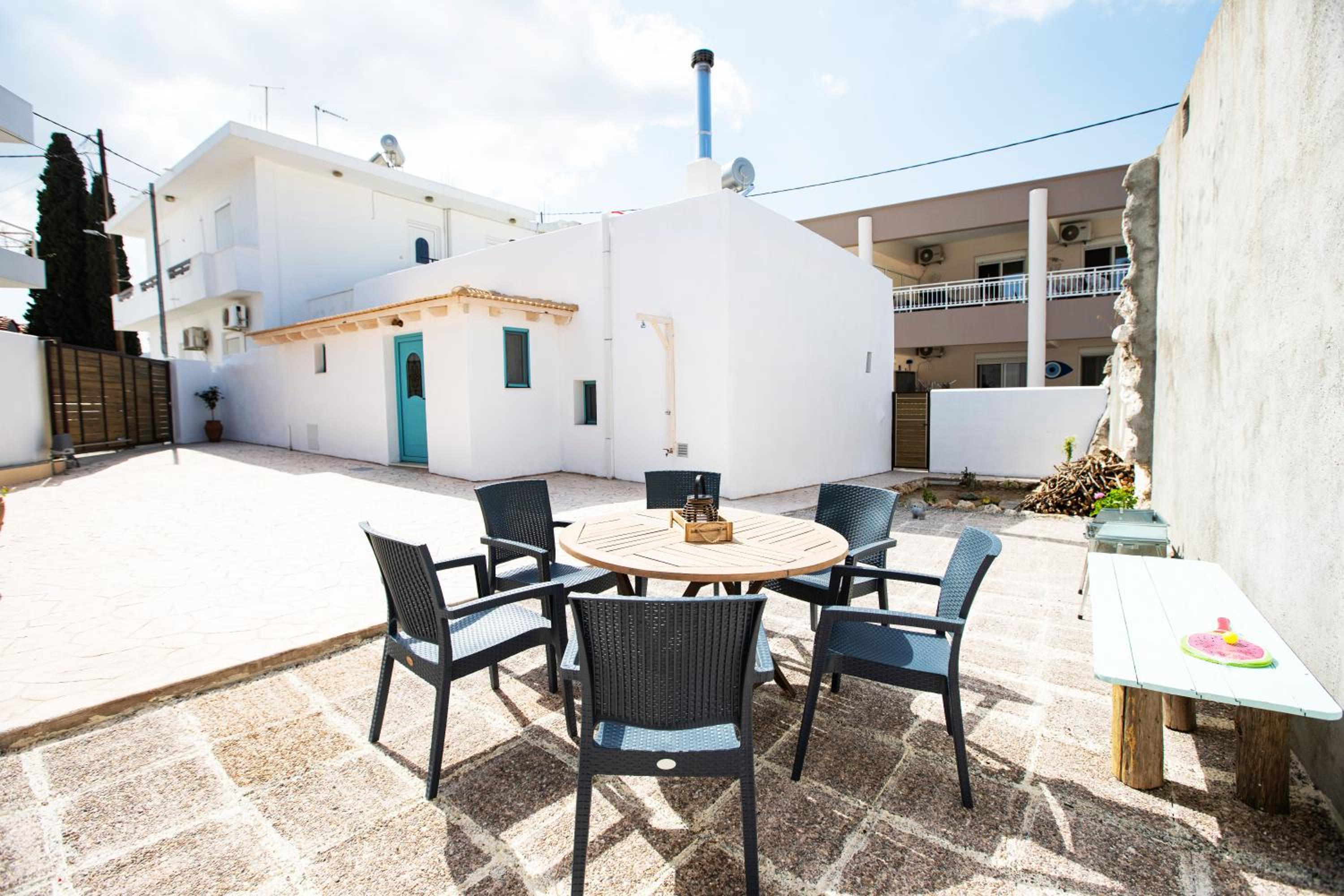 Stefanis Relis House