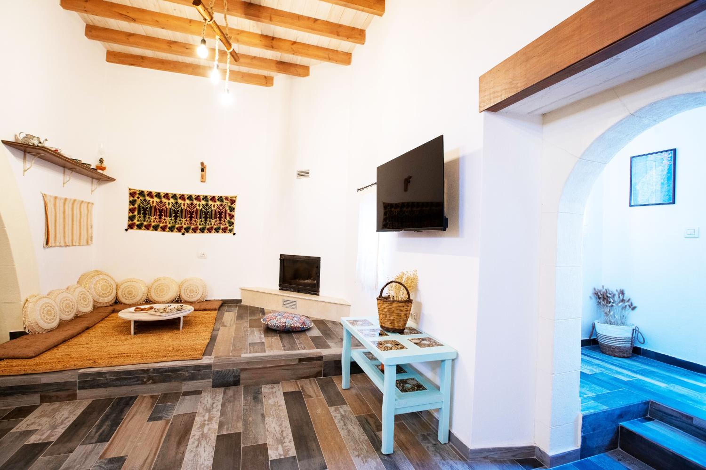 Stefanis Relis House
