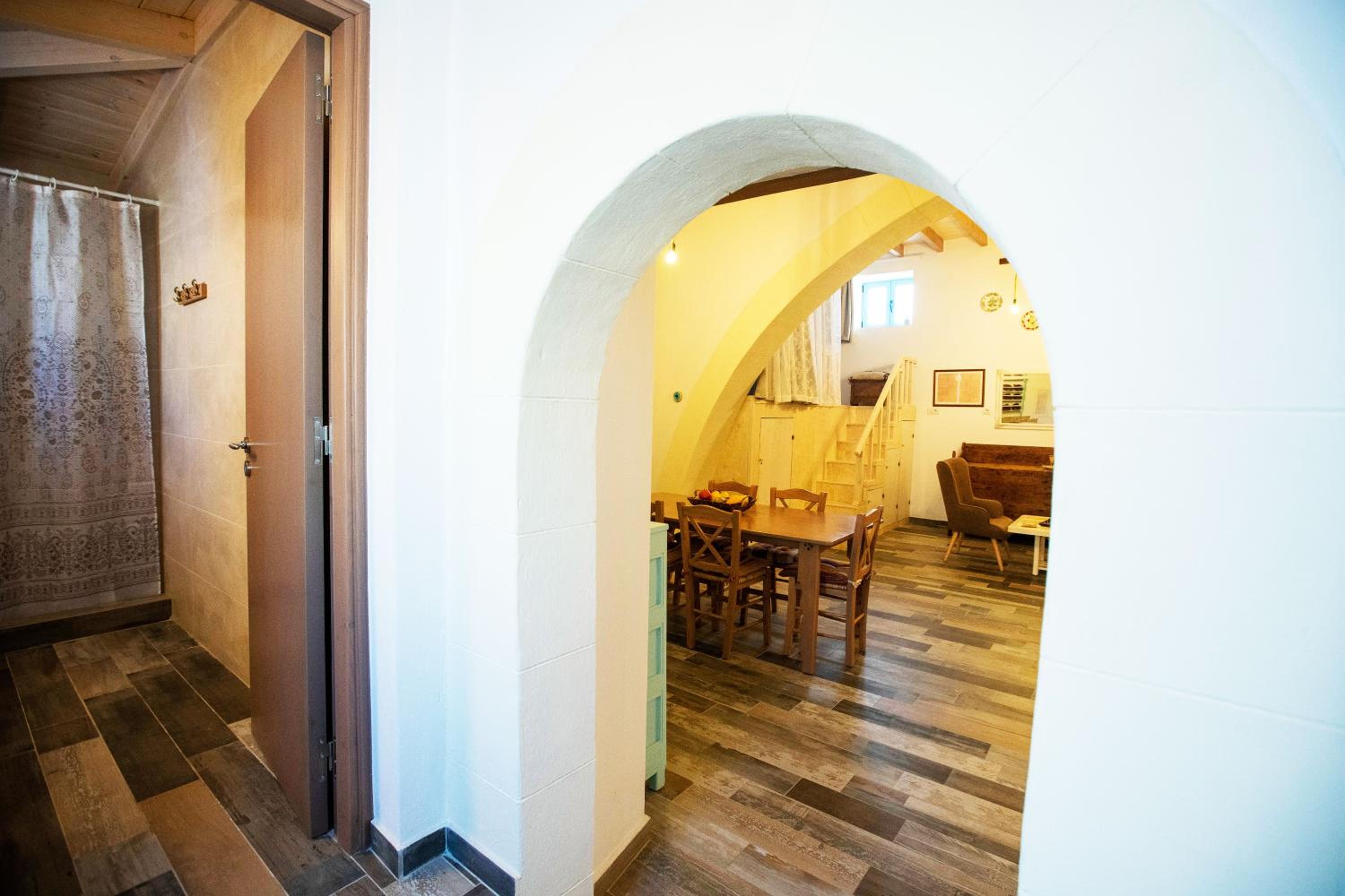 Stefanis Relis House