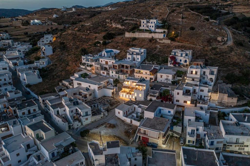 Penelope Apartments D