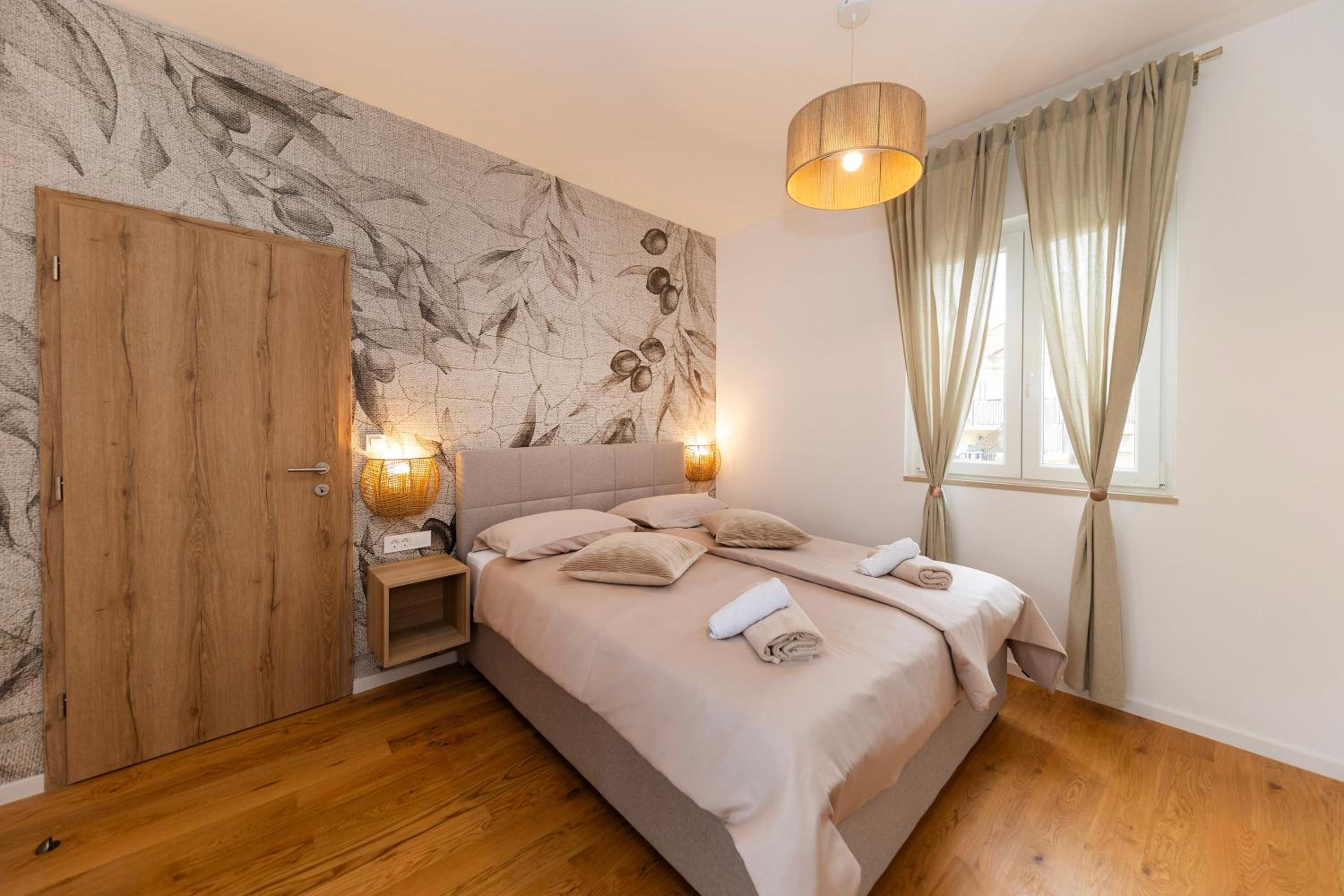 Find Your Haven in Morena Celeste Seaside Puntamika Apartments! view 3