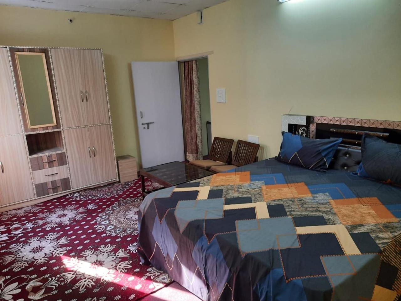 RAHUL Homestay