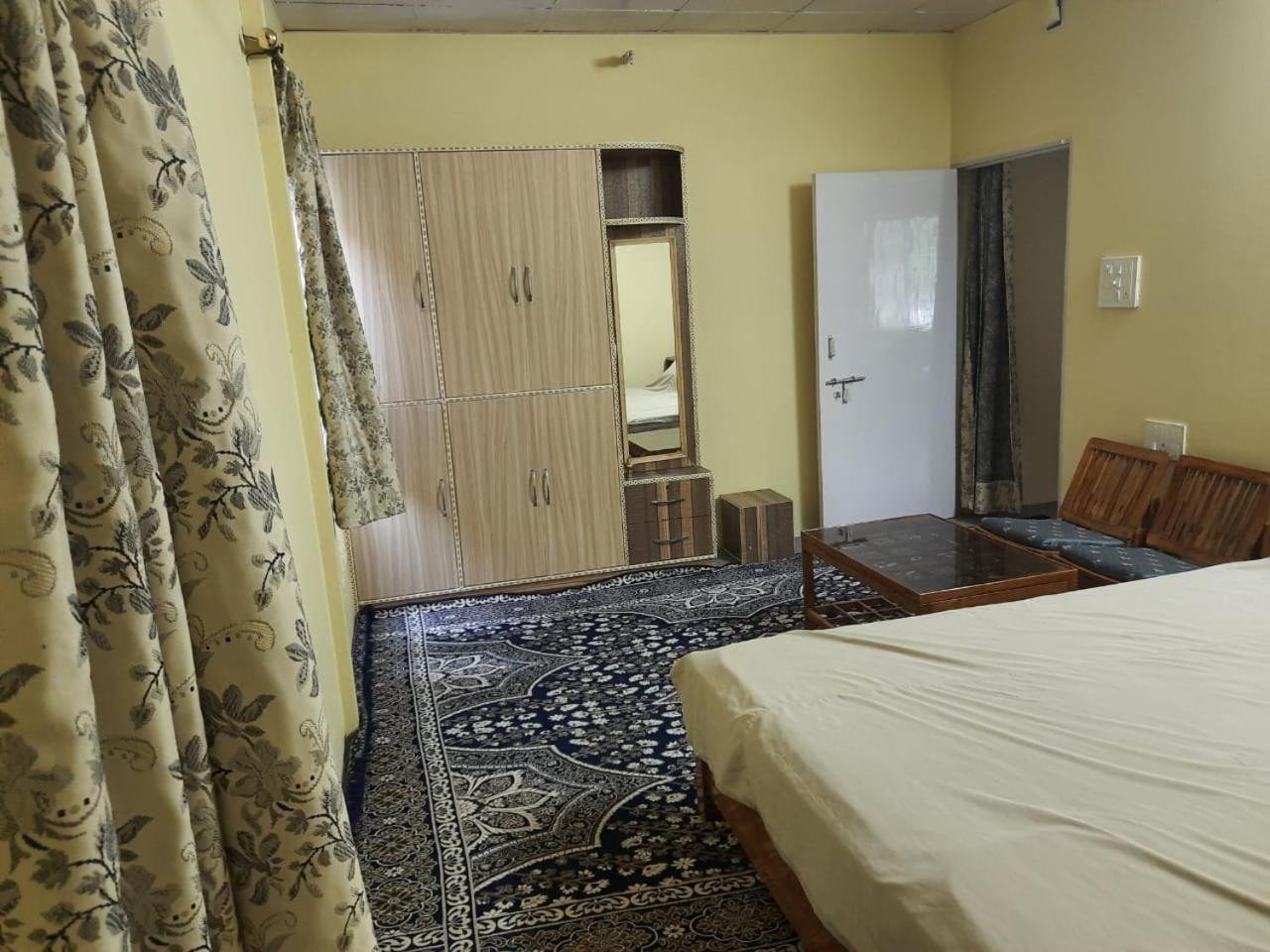 RAHUL Homestay