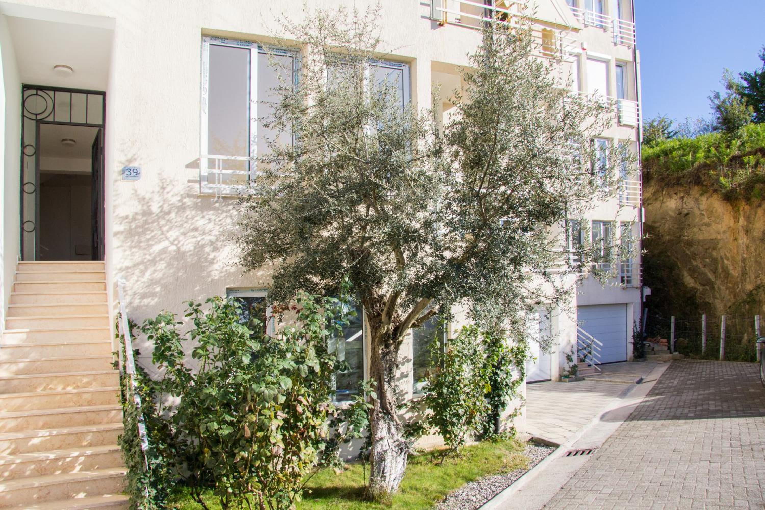 Exclusive Apartment