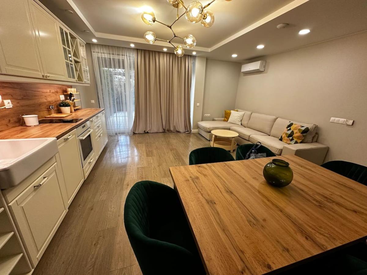 Amaya Apartment