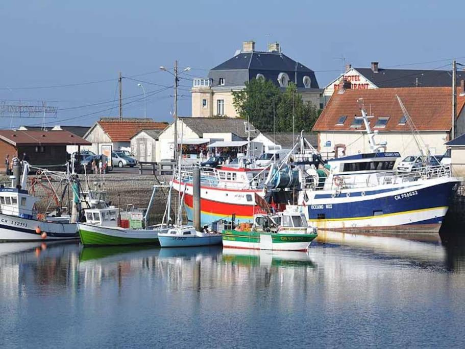 FRONT DE MER, meublé de tourisme sur le port