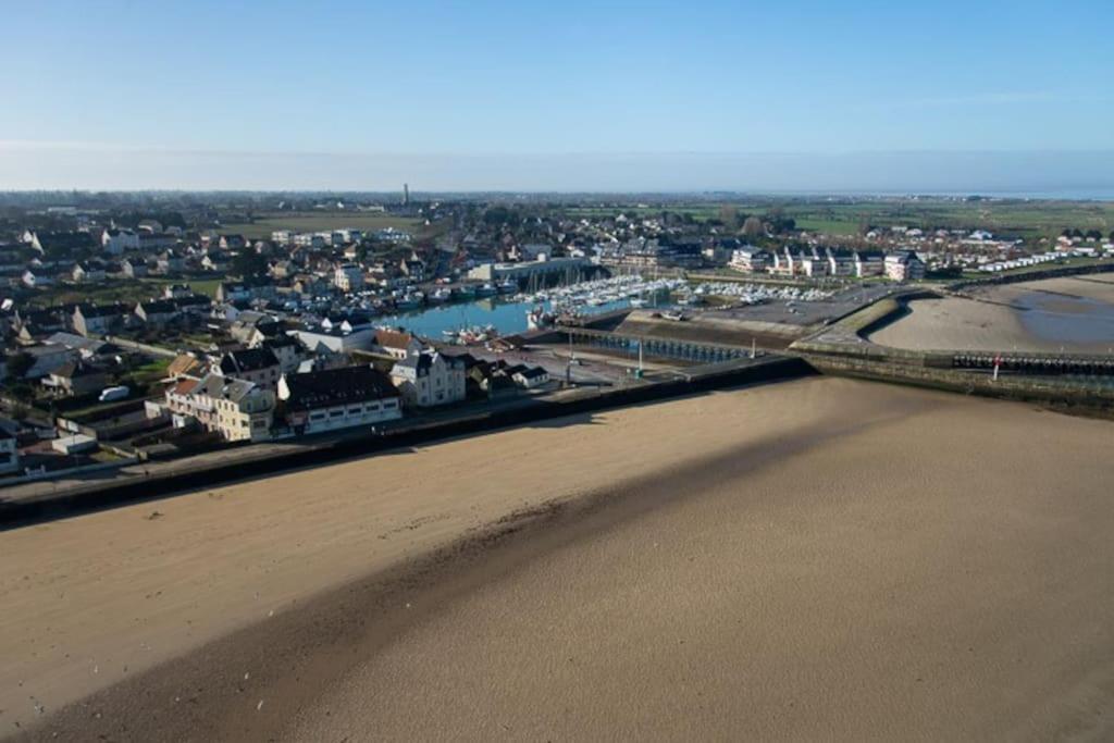 FRONT DE MER, meublé de tourisme sur le port