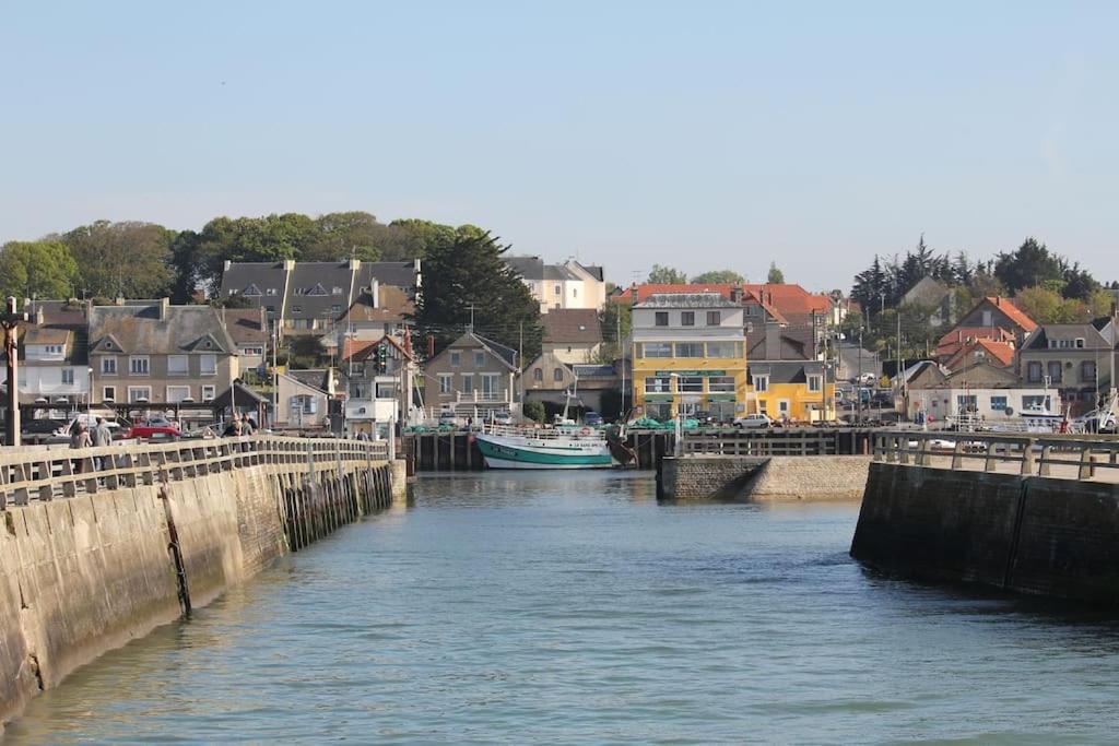 FRONT DE MER, meublé de tourisme sur le port