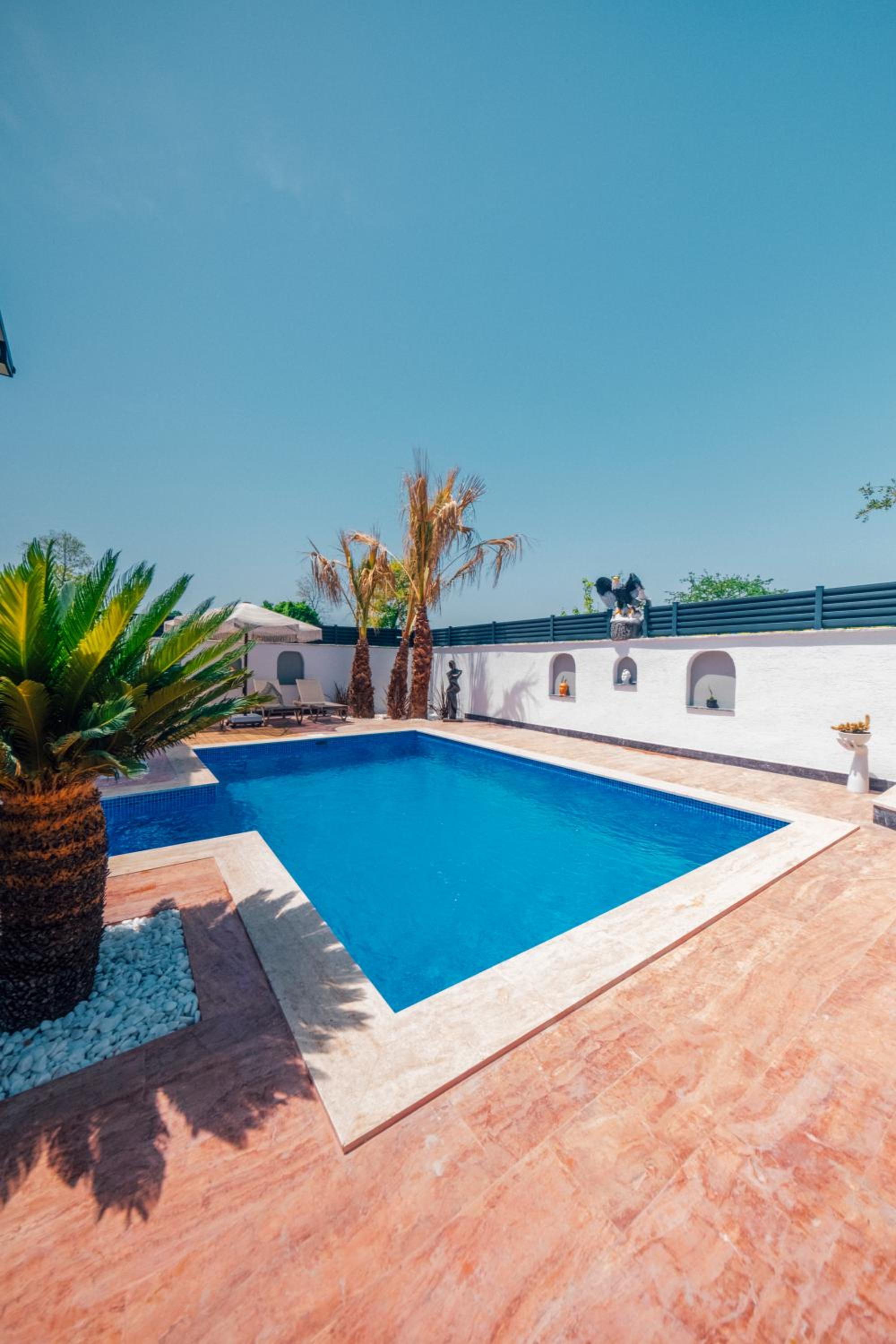 Sapanca Göldibi Suit Bungalov