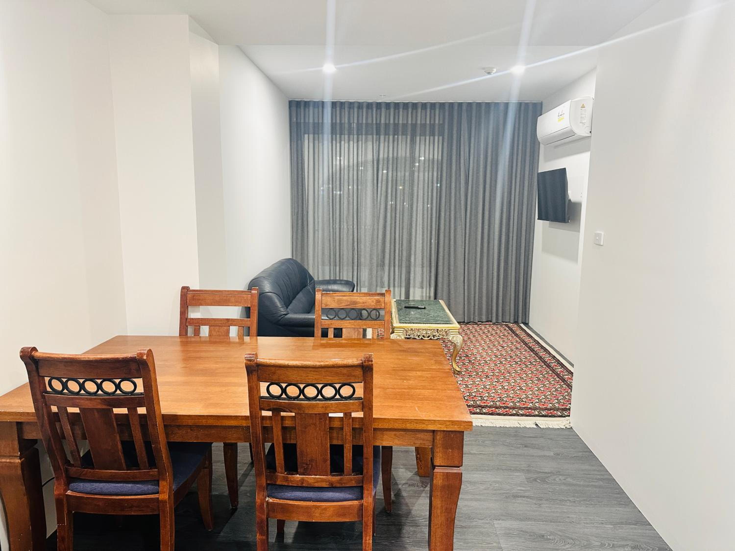 Exodus Dandenong Apartment Hotel