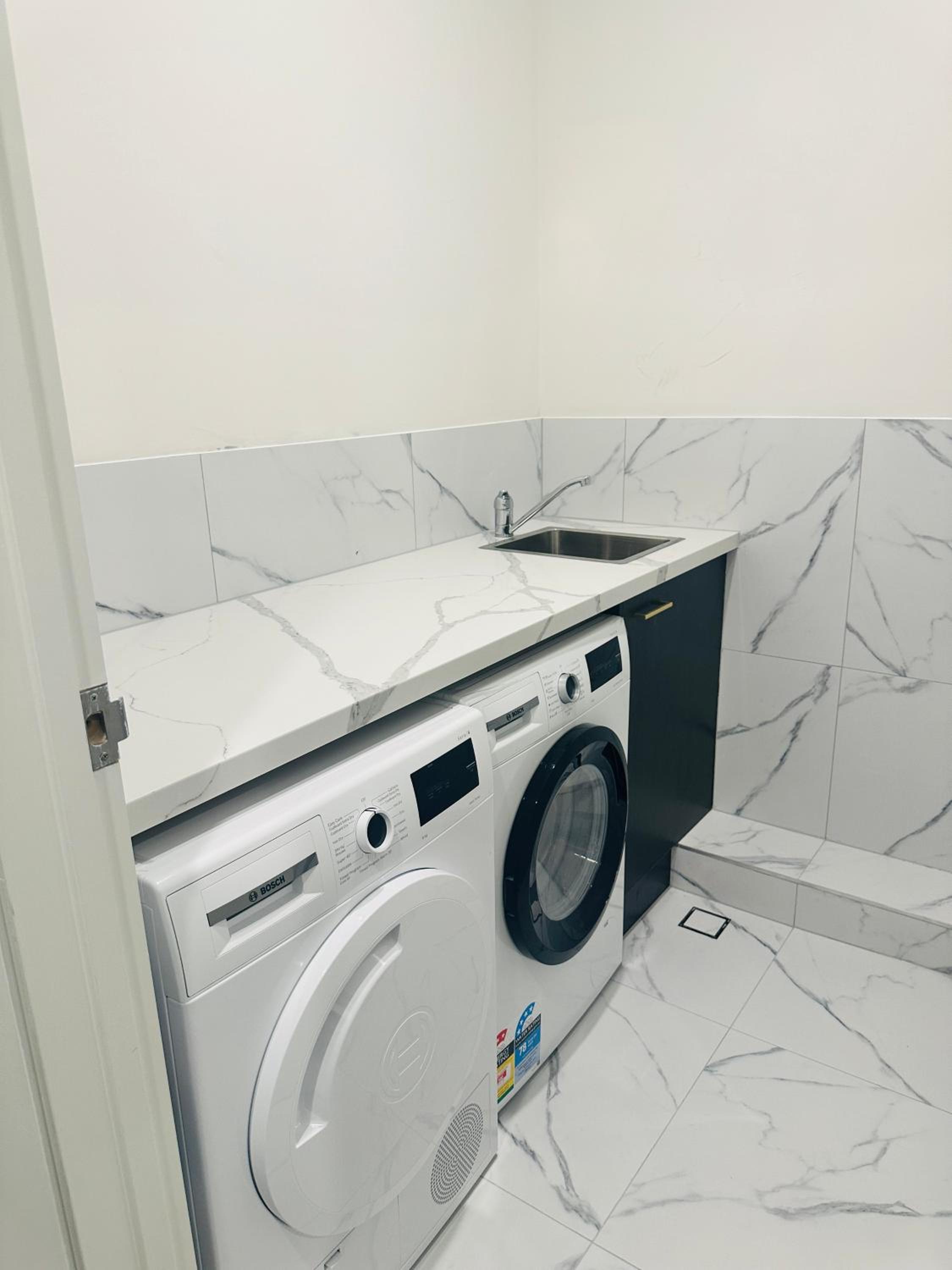 Exodus Dandenong Apartment Hotel