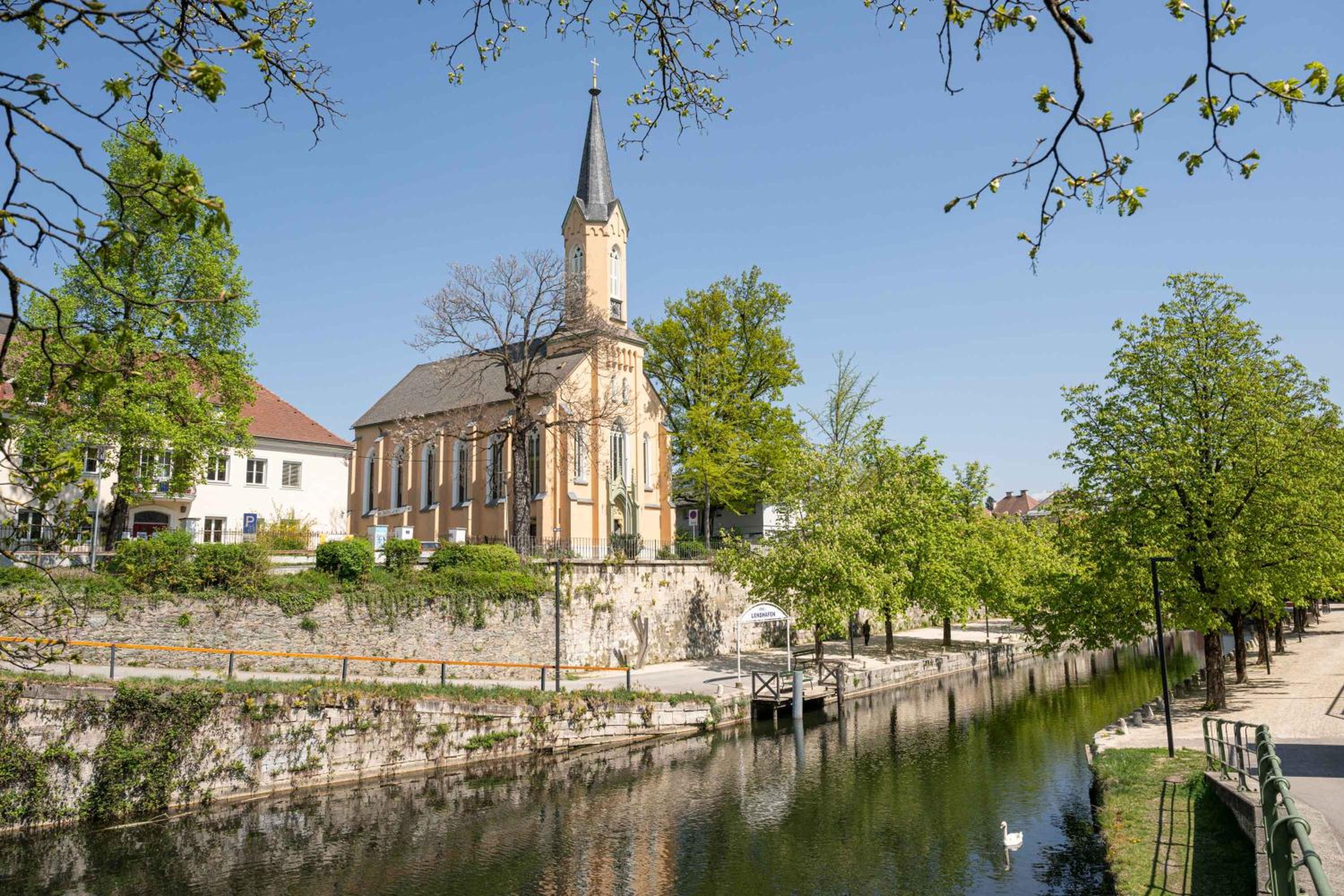 APARTMENT KLAGENFURT Villa Frank No1 - Free Parking, Air Conditioning, Smart-TV & Self Check-in