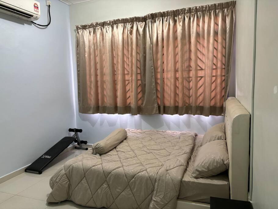 Comfortable Retreat in Megah Ria photo 4
