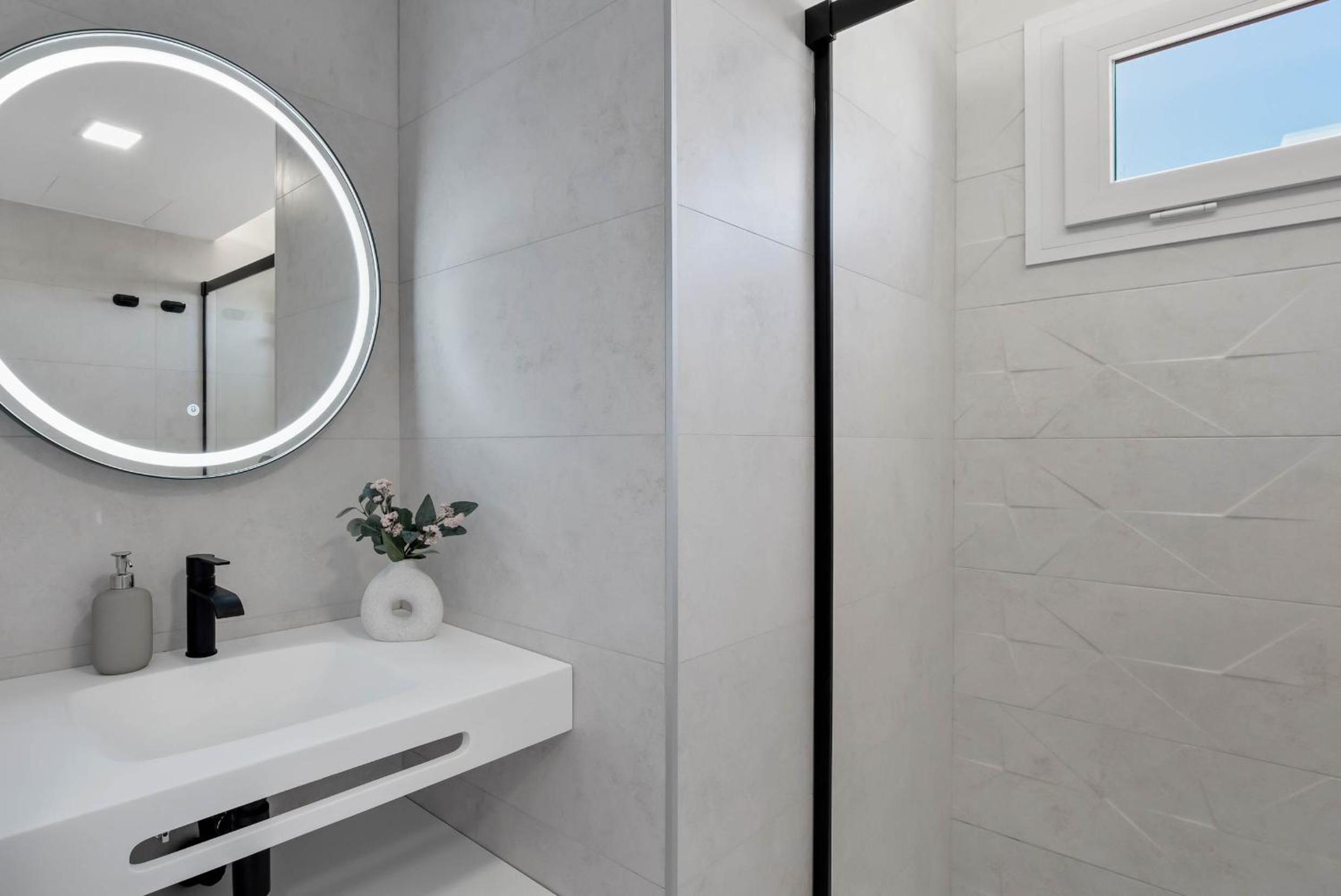 Micarlo 702 By IVI Real Estate photo 4